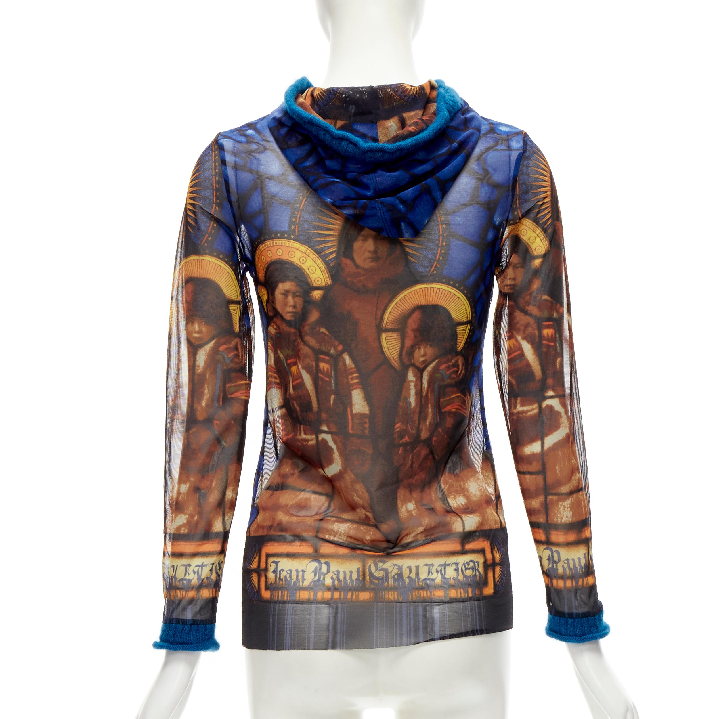 Haut à capuche Jean-Paul Gaultier en laine bleue avec imprimé cathédrale et logo gothique, taille IT 40 S Pour femmes en vente