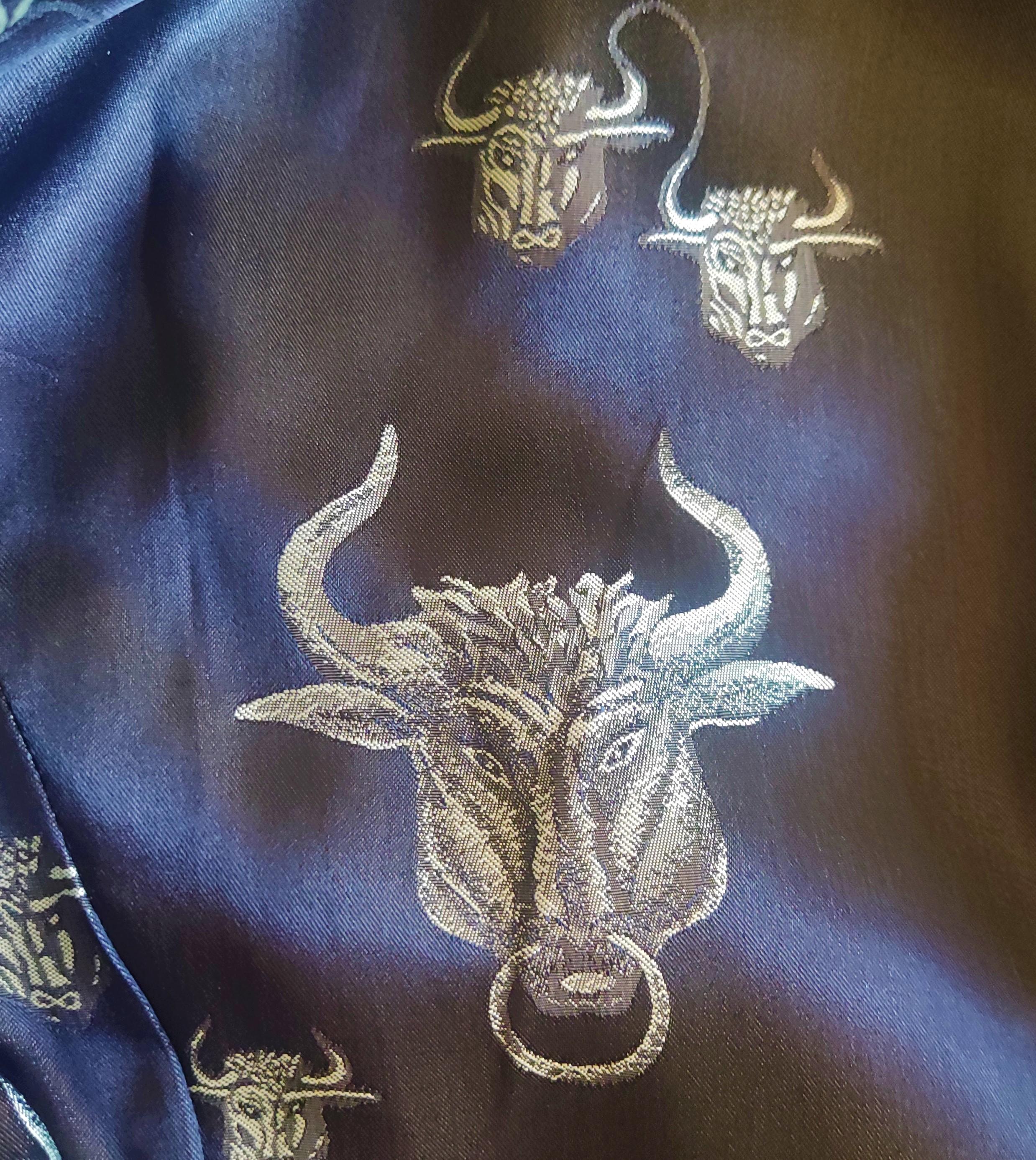 Jean Paul Gaultier Bull 1986 Spring Summer Runway Vintage Silk Button Jacket For Sale 11