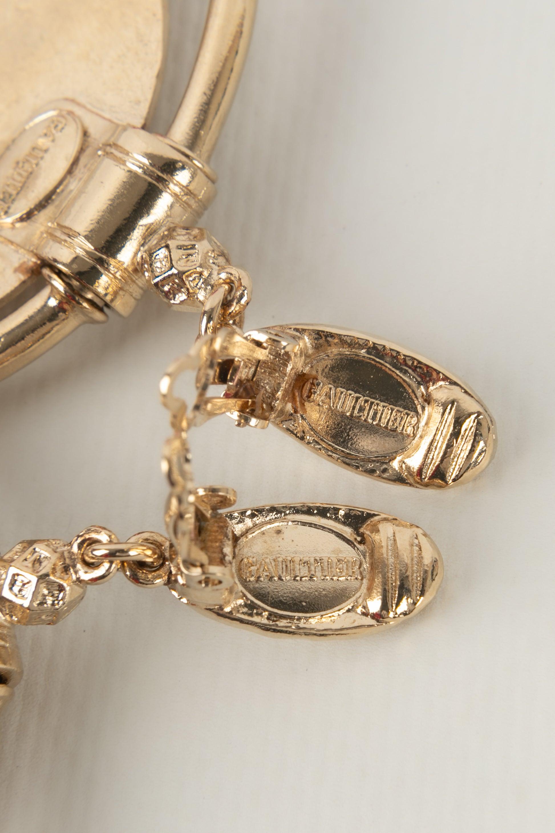 Boucles d'oreilles circulaires champagne Jean Paul Gaultier Excellent état - En vente à SAINT-OUEN-SUR-SEINE, FR