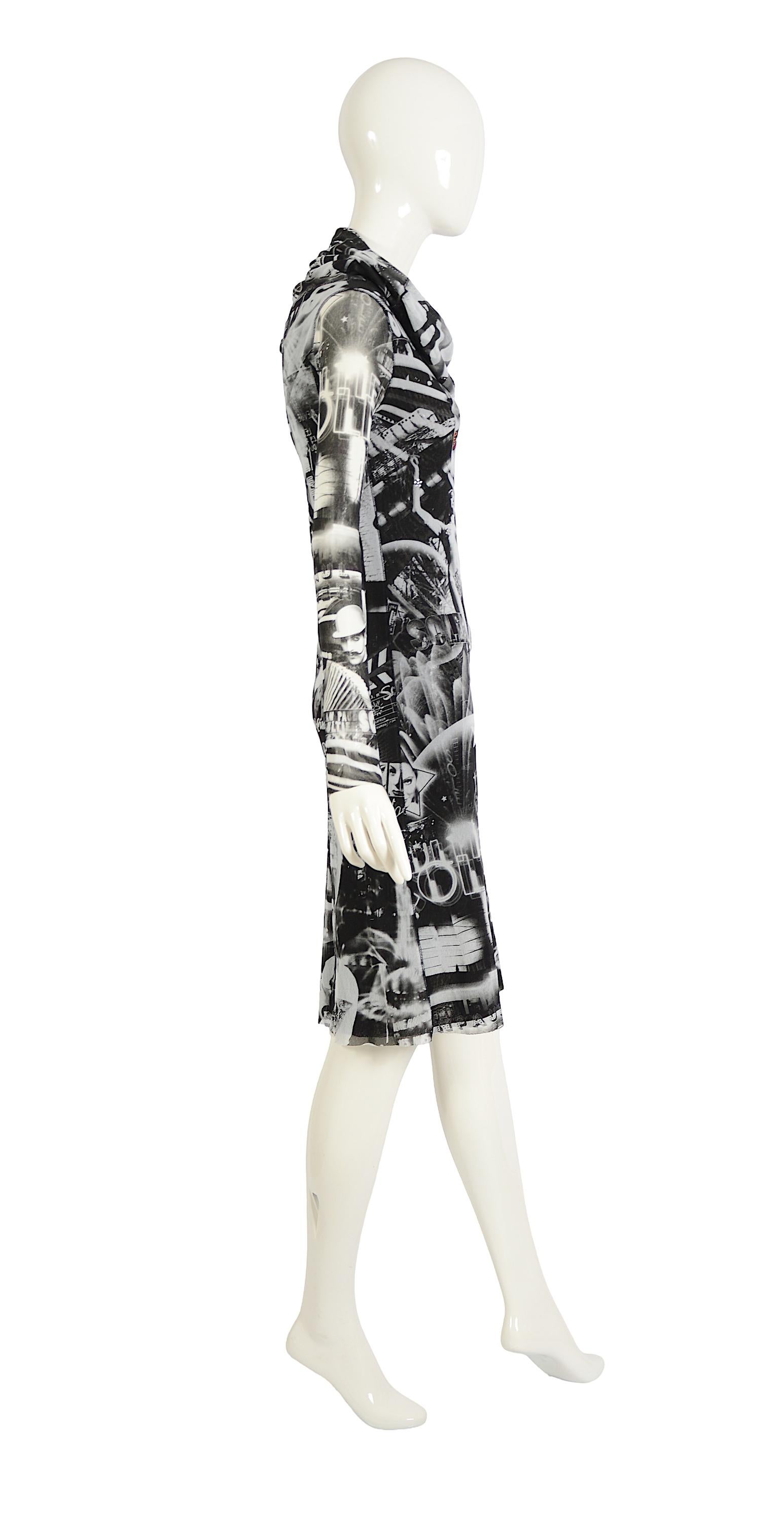 Jean Paul Gaultier Collectible Vintage años 90 París Cine Soleil Vestido de malla estampado en venta 5