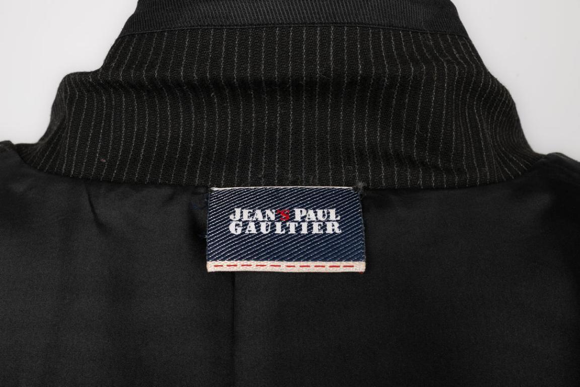 Jean Paul Gaultier Manteau rayé gris foncé en vente 5