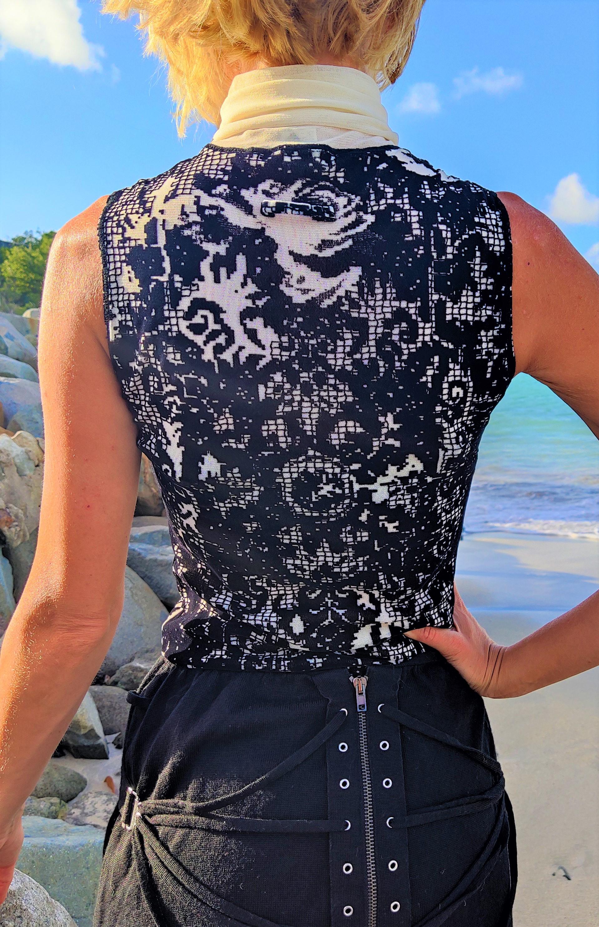 Jean Paul Gaultier Elegant Lace Couture Soleil Turtleneck Mesh T-shirt Tank Top  For Sale 2
