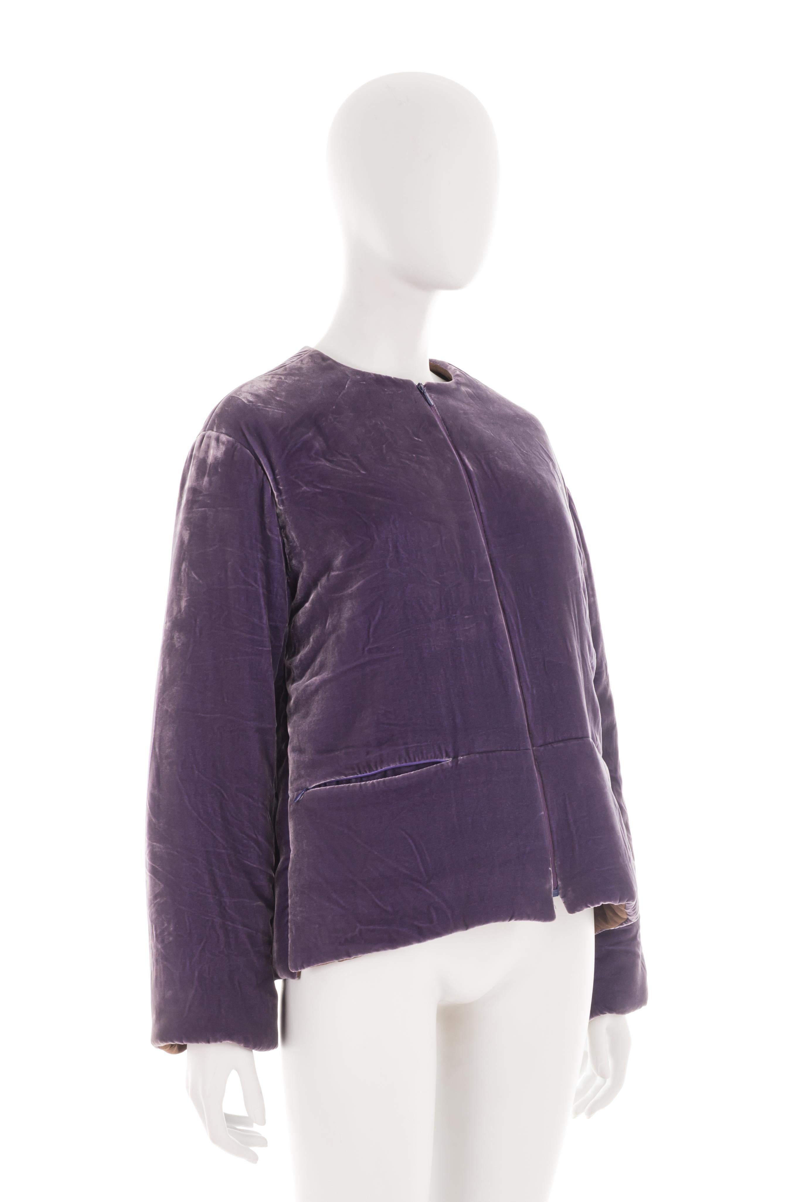 - Fall-winter 2000 collection 
- Sold by Gold Palms Vintage
- Round lapelless neckline
- Purple velvet puffed jacket
- Front pockets
- Size: IT 42 - UK 10 - US 8
