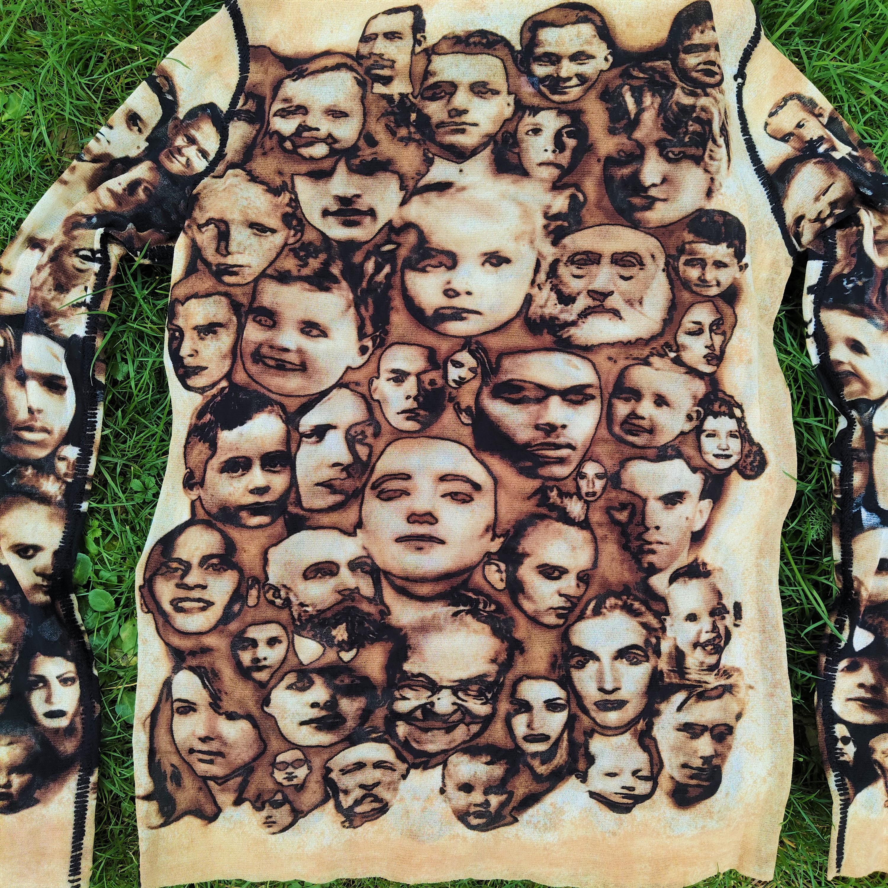 Jean Paul Gaultier Face Faces People Portrait Mesh Photos T-Shirt Top Tee im Zustand „Hervorragend“ in PARIS, FR