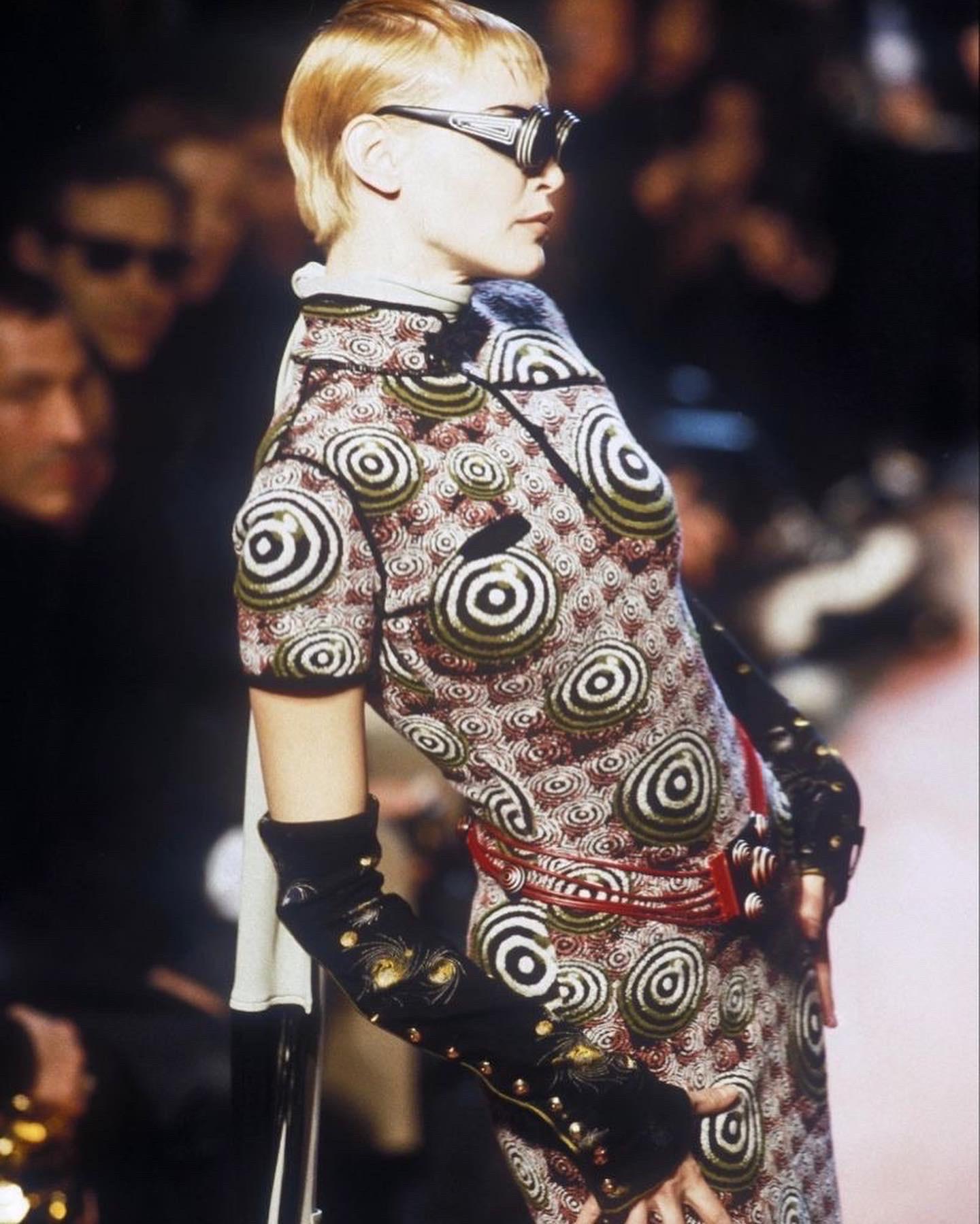 Jean-Paul Gaultier Fall 1996 Psychedelic Print Jacquard Cheongsam Dress For Sale 4