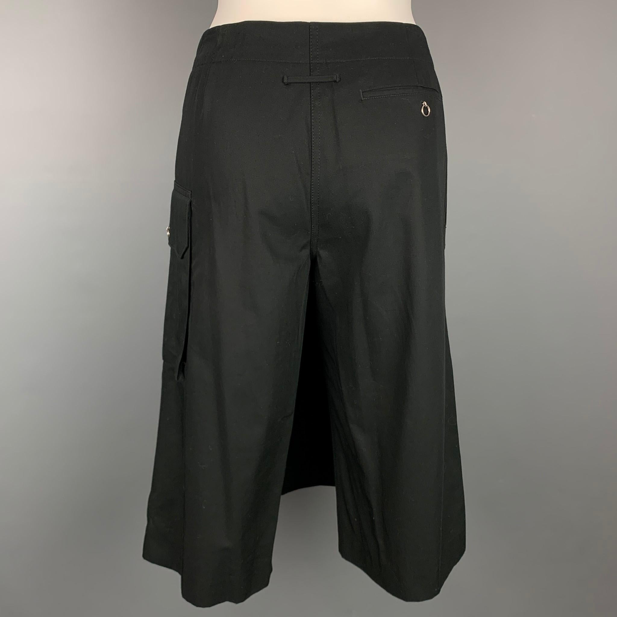 JEAN PAUL GAULTIER FEMME Size 8 Black Twill Cotton Skirt Panel Shorts In Good Condition In San Francisco, CA