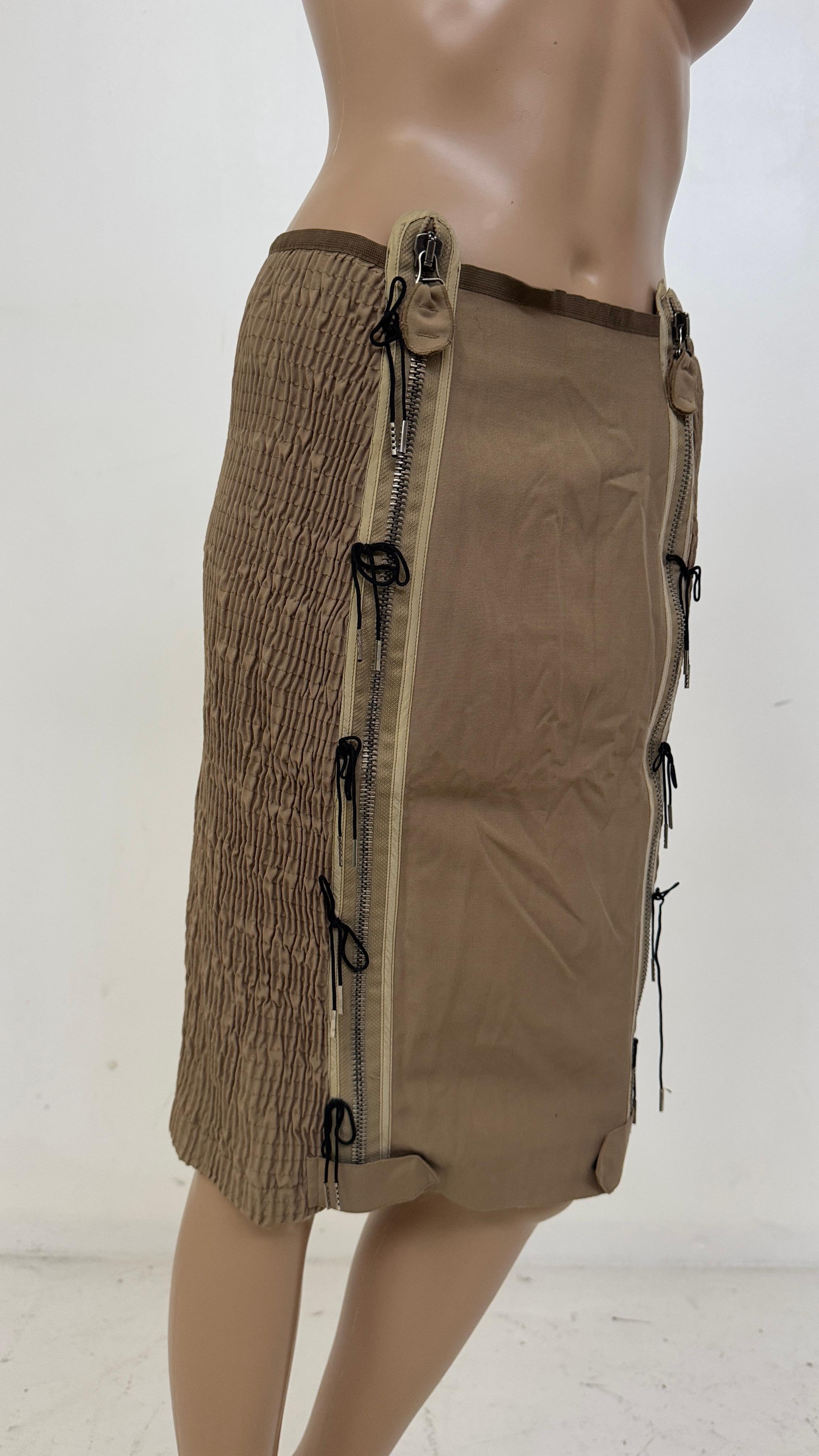 Jean Paul Gaultier Femme Skirt with Zippers - No import duty, we pay for it! In Good Condition For Sale In Milano, IT