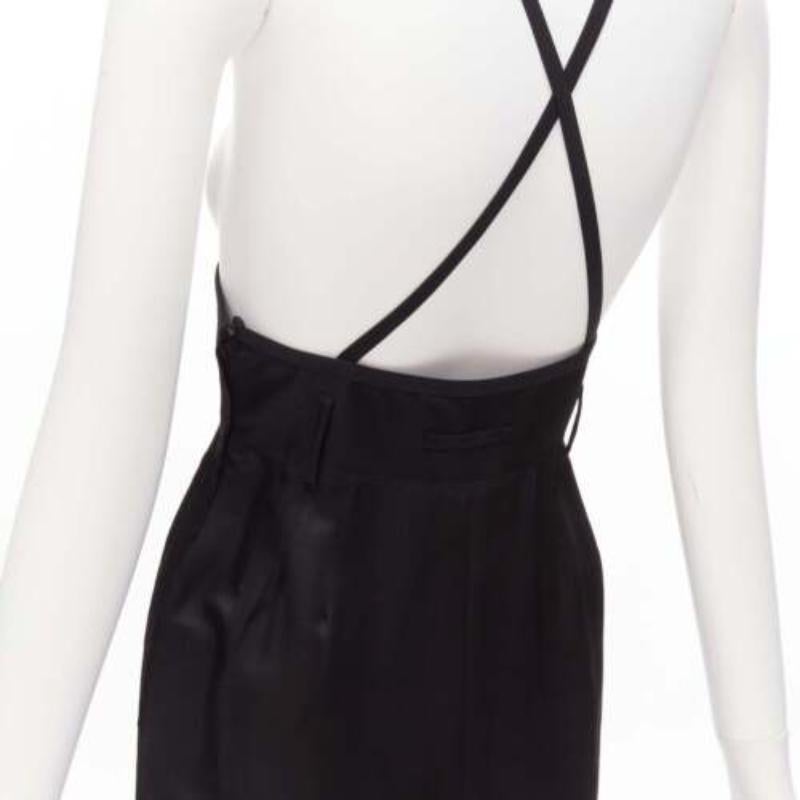 JEAN PAUL GAULTIER FEMME Vintage black twill cross strap dungaree dress FR40 L
Reference: TGAS/D00567
Brand: Jean Paul Gaultier
Designer: Jean Paul Gaultier
Collection: FEMME
Material: Rayon, Blend
Color: Black
Pattern: Solid
Closure: Zip
Extra