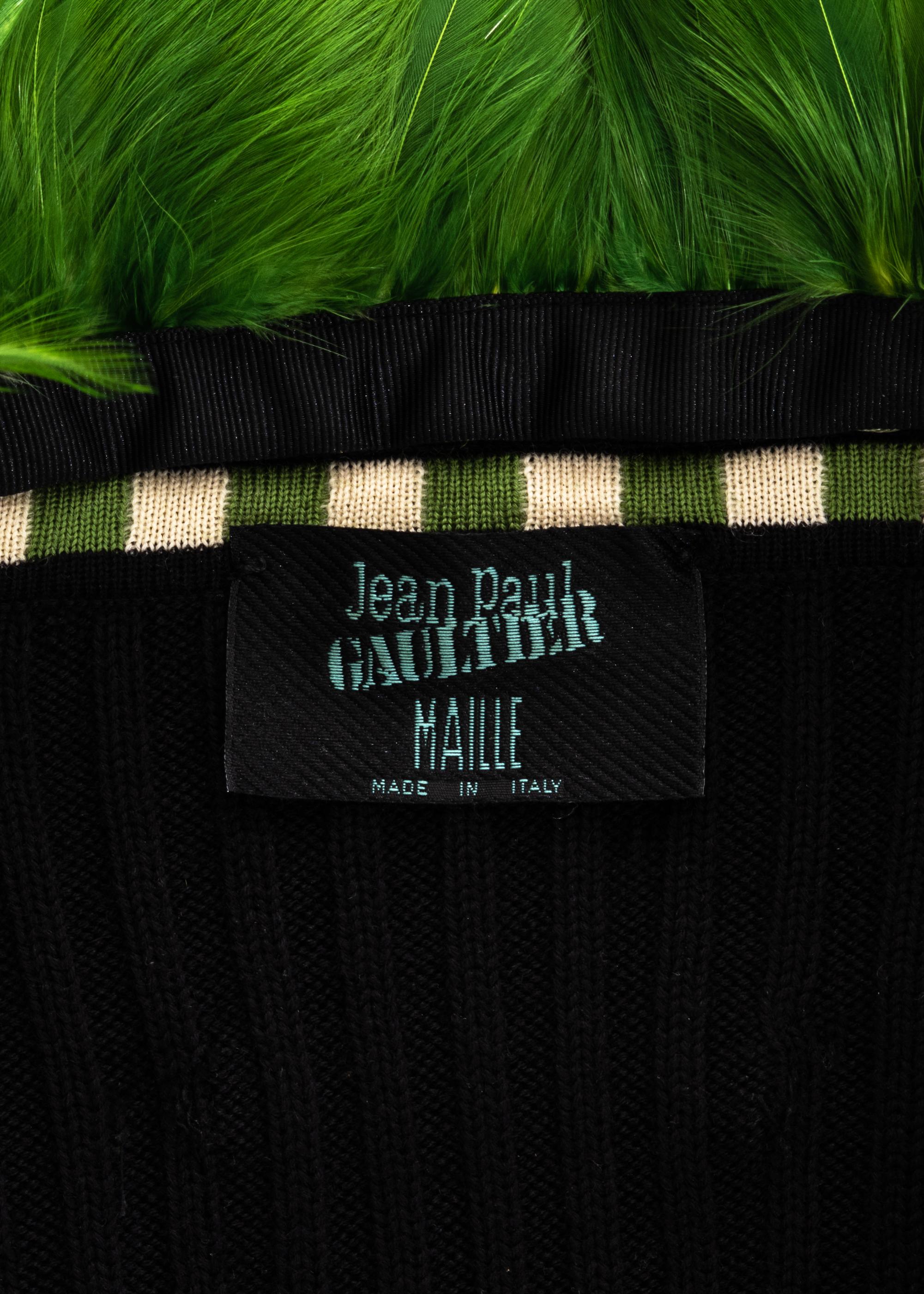 Women's Jean Paul Gaultier green and black knitted wool feathered skirt suit, fw 1991 For Sale