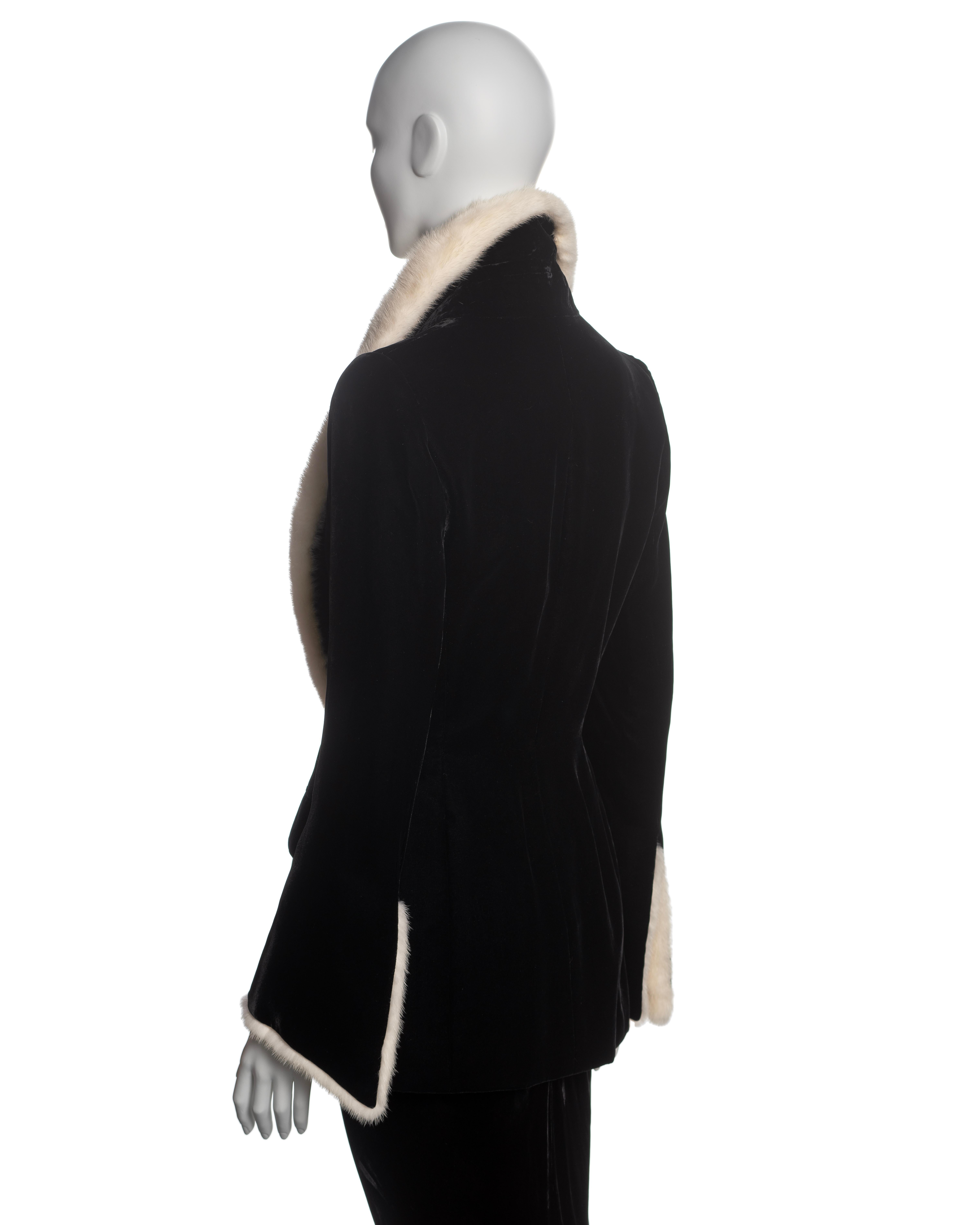 Conjunto de noche de terciopelo de alta costura Jean Paul Gaultier con piel de visón, FW 1999 8