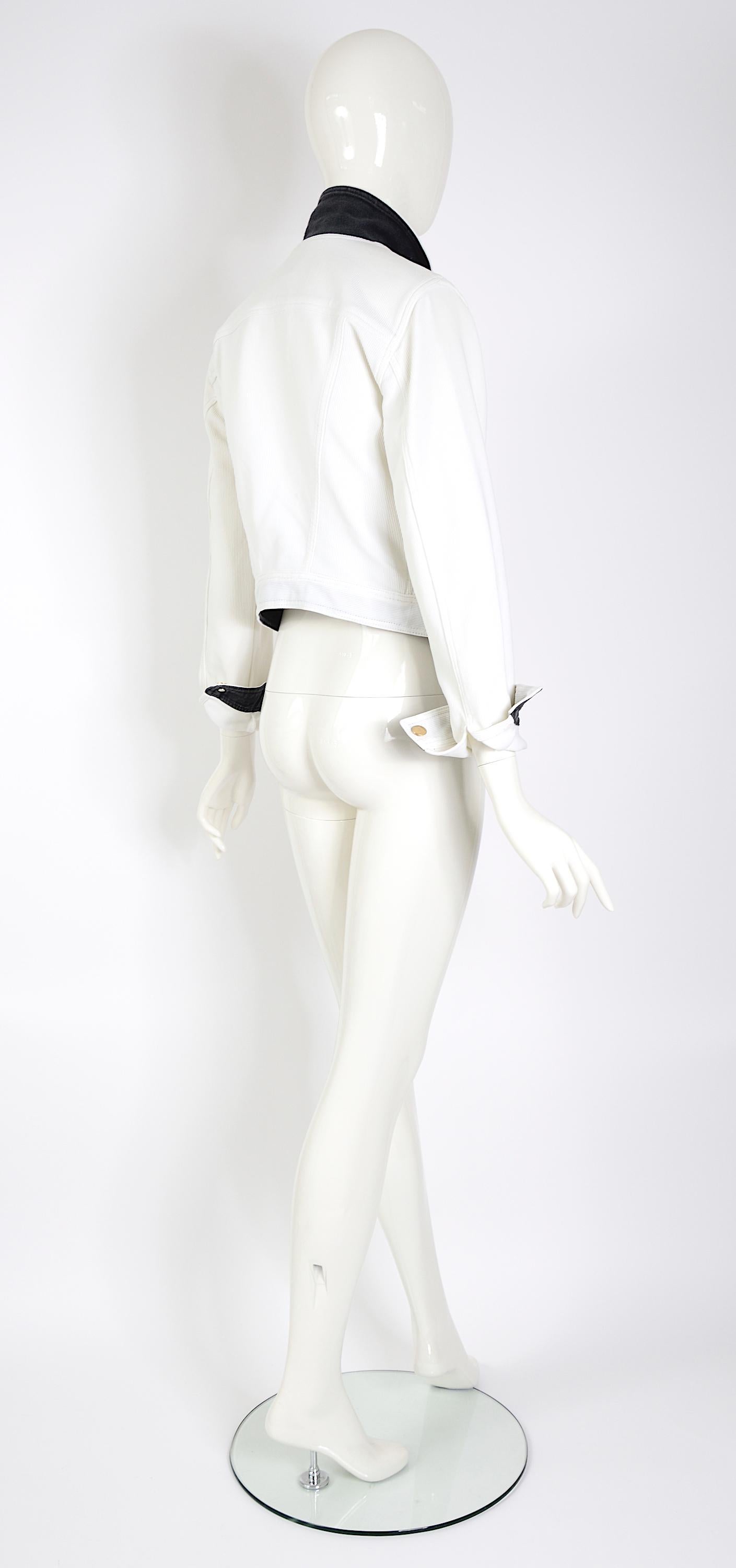 Jean Paul Gaultier Junior Vintage F/S 1988 Weiße gerippte, dokumentierte Jacke  im Angebot 1
