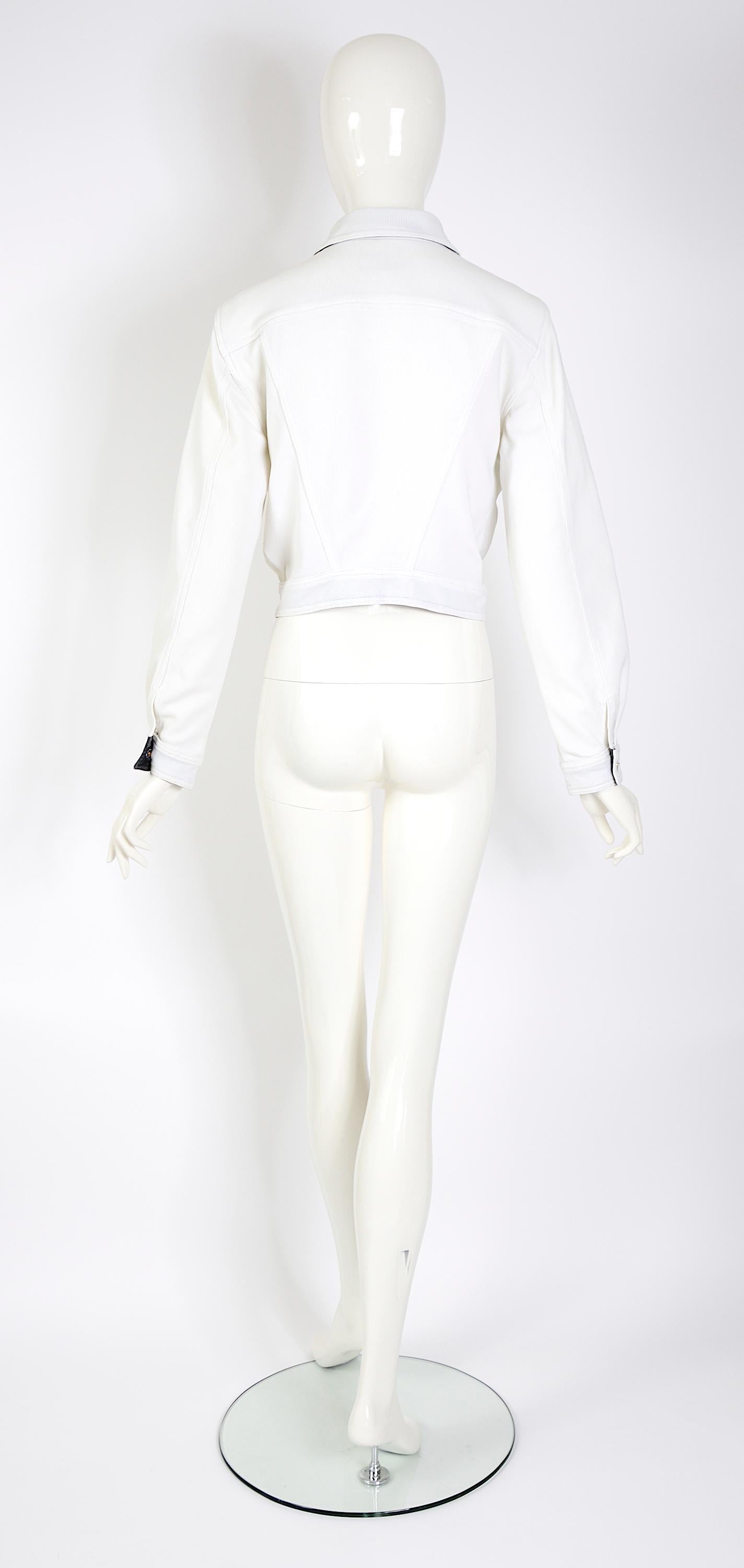 Jean Paul Gaultier Junior Vintage F/S 1988 Weiße gerippte, dokumentierte Jacke  im Angebot 2