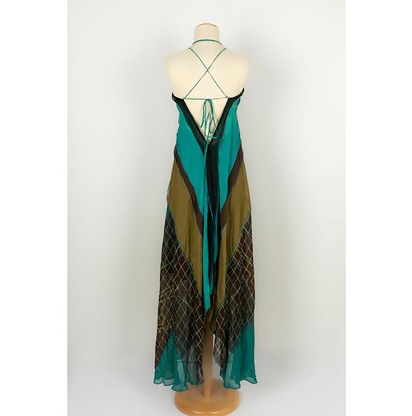 JEAN PAUL GAULTIER 

Silk dress in shades of blue and green. 
Full length
Belted

Size Fr 36 - IT 40 - US 6

Pre-owned, excellent condition!
 100% authentic guarantee 

       PLEASE VISIT OUR STORE FOR MORE GREAT ITEMS

 rebb




