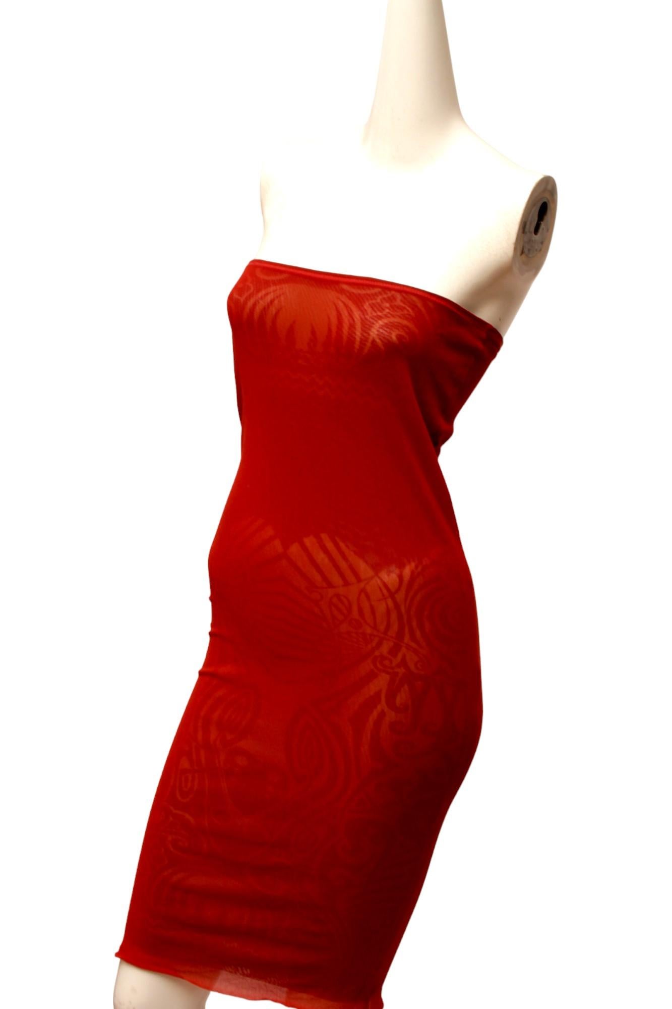 Jean Paul Gaultier Maille 1996 P/E Tattoo Maori Top e Gonna Reversibile in vendita 11