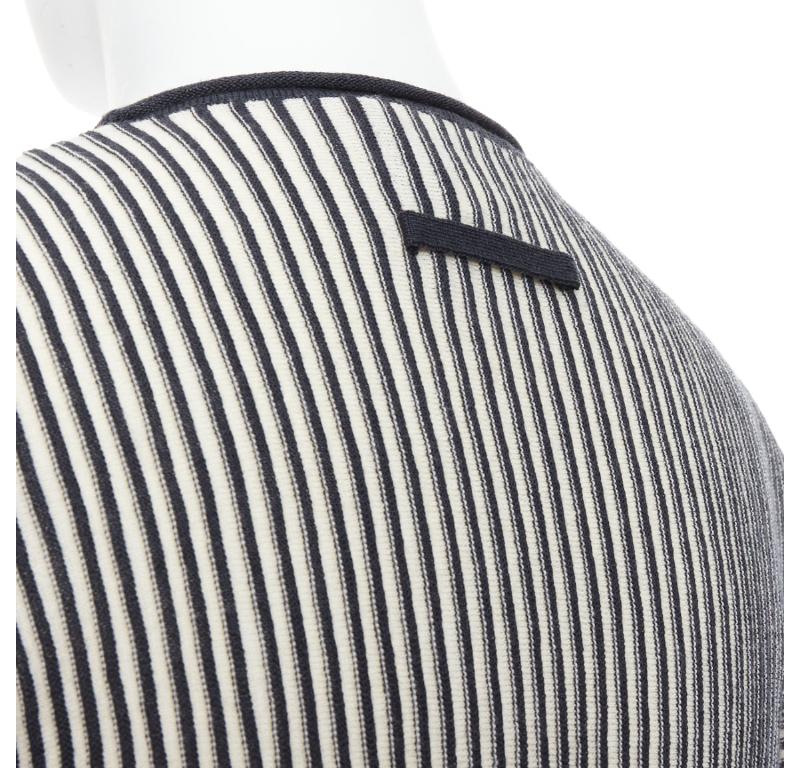 JEAN PAUL GAULTIER MAILLE HOMME 100% virgin wool white navy ribbed top M
Reference: PRWU/A00056
Brand: Jean Paul Gaultier
Designer: Jean Paul Gaultier
Collection: MAILLE HOMME
Material: Virgin Wool
Color: White, Navy
Pattern: Solid
Closure: