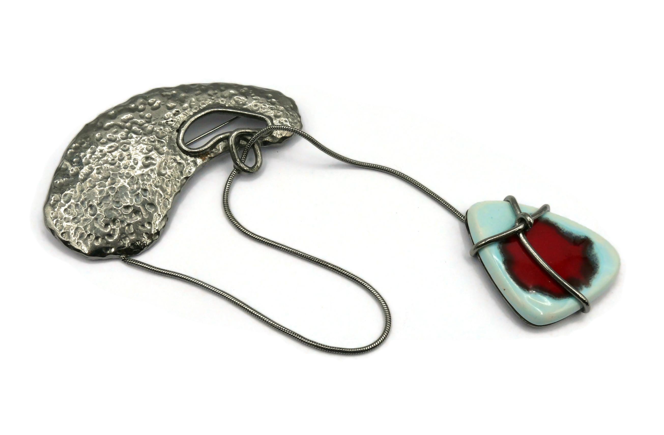 JEAN PAUL GAULTIER Modernist Mobile Dangle Brooch In Good Condition For Sale In Nice, FR