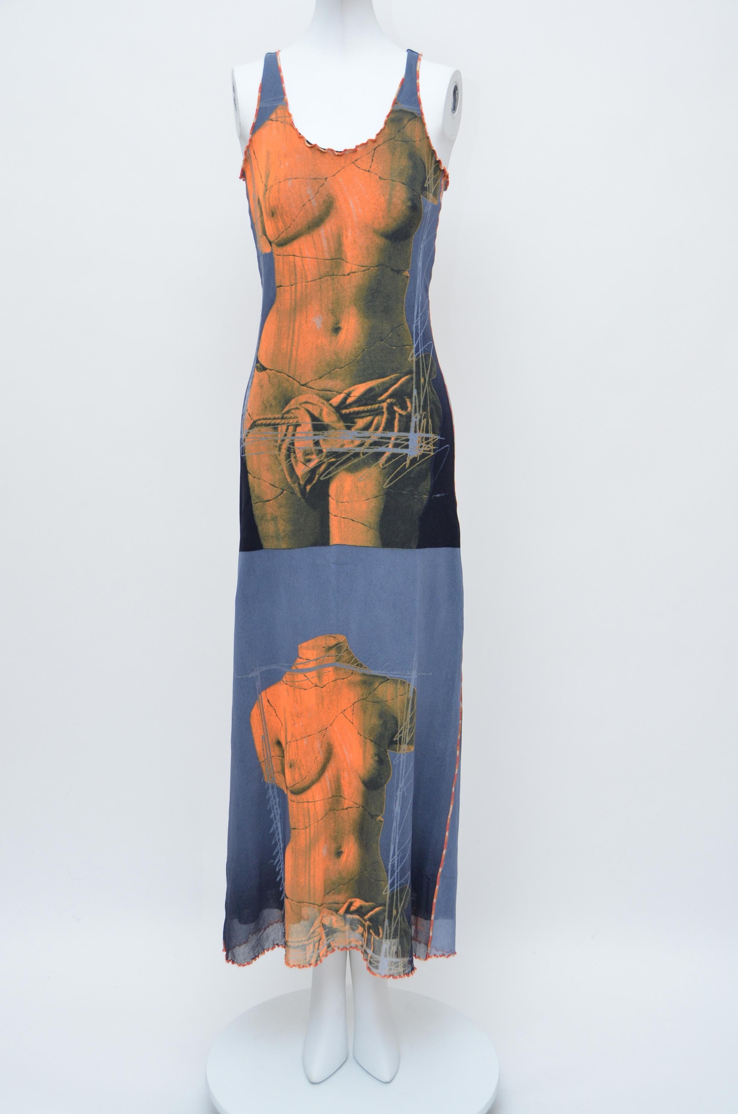 Jean Paul Gaultier Dress with naked body print image.
Size S.
Excellent mint condition.

FINAL SALE.