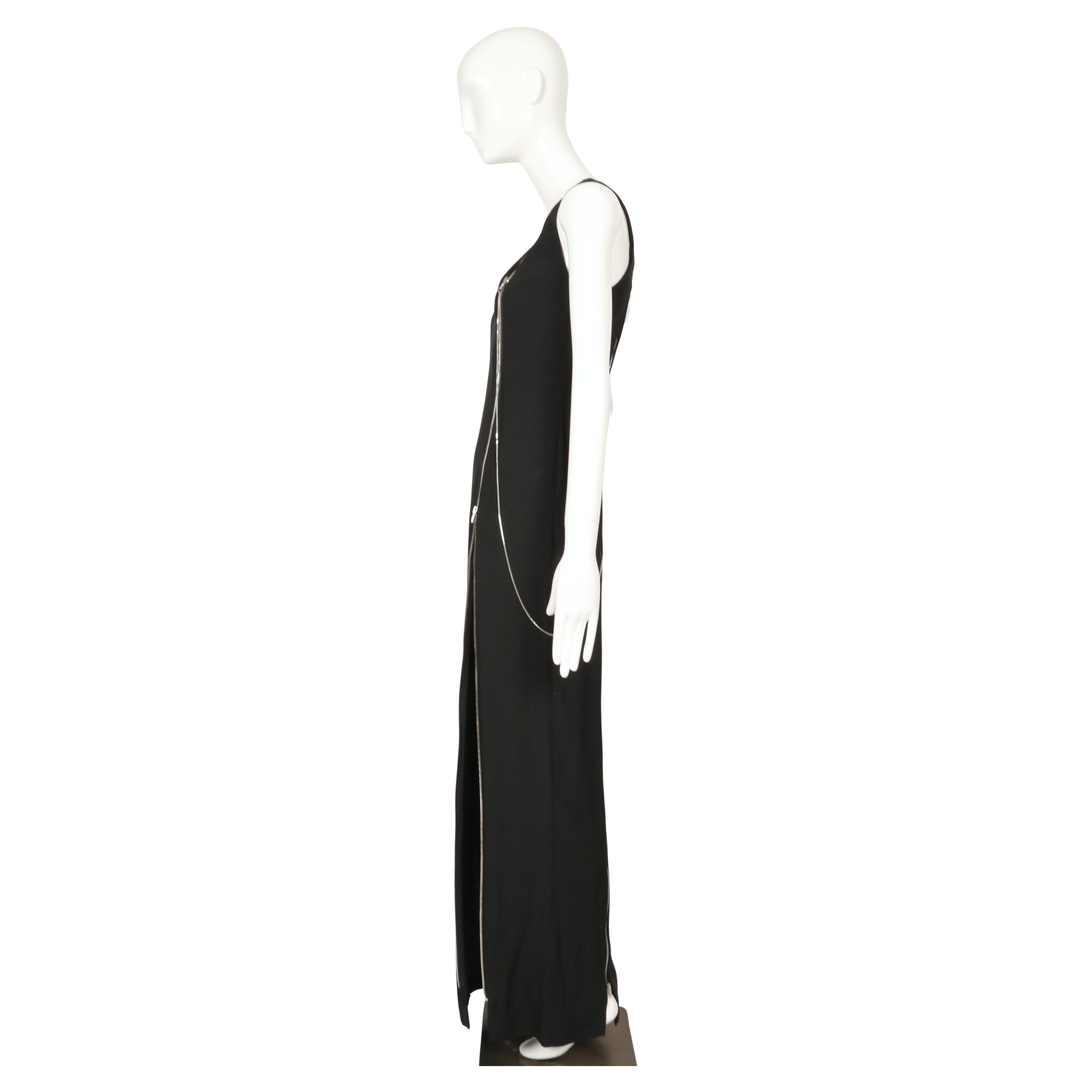 JEAN PAUL GAULTIER Robe à une manche en crêpe noir avec fermetures éclair - NEUVE AVEC ETIQUETTES en vente 5