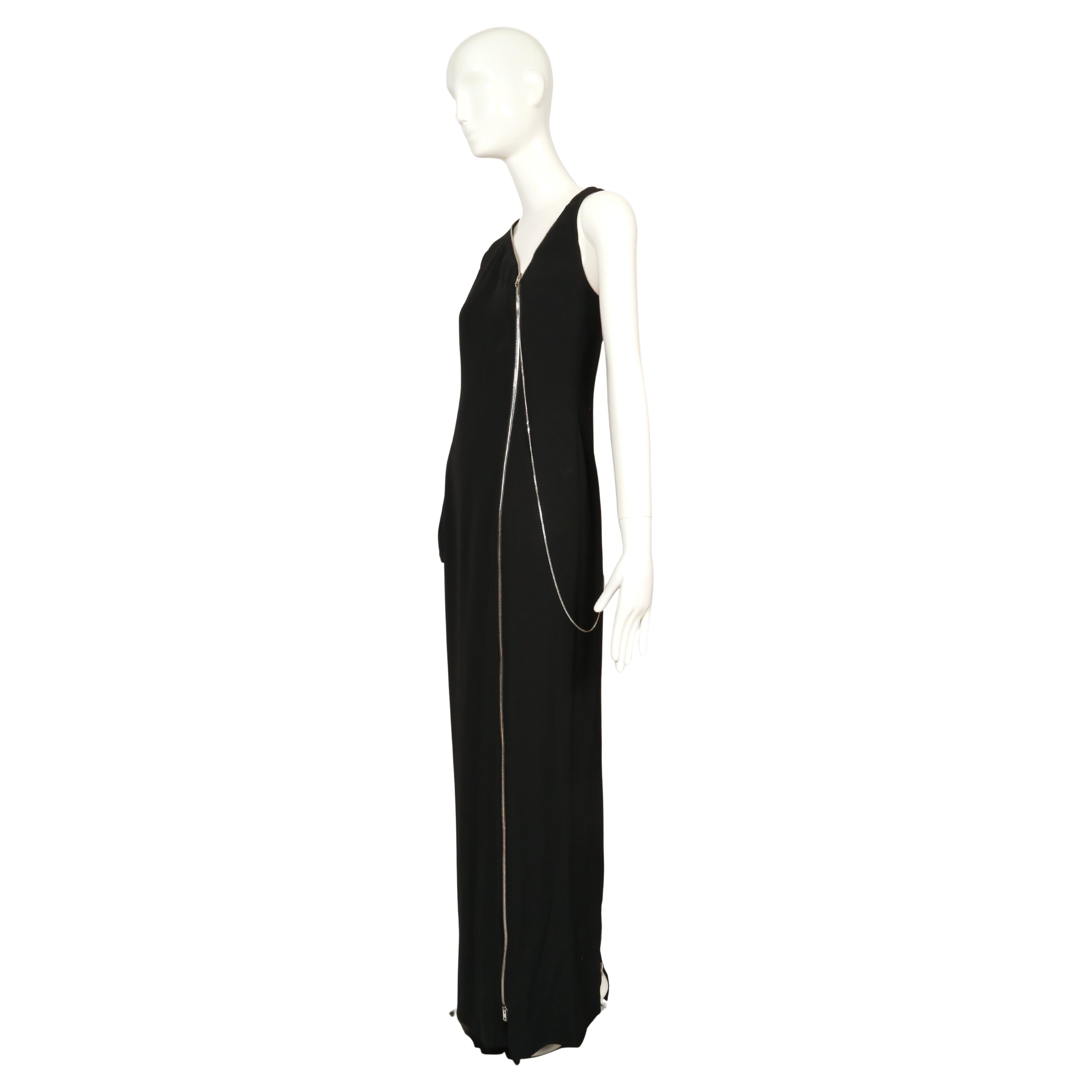 JEAN PAUL GAULTIER Robe à une manche en crêpe noir avec fermetures éclair - NEUVE AVEC ETIQUETTES en vente 3