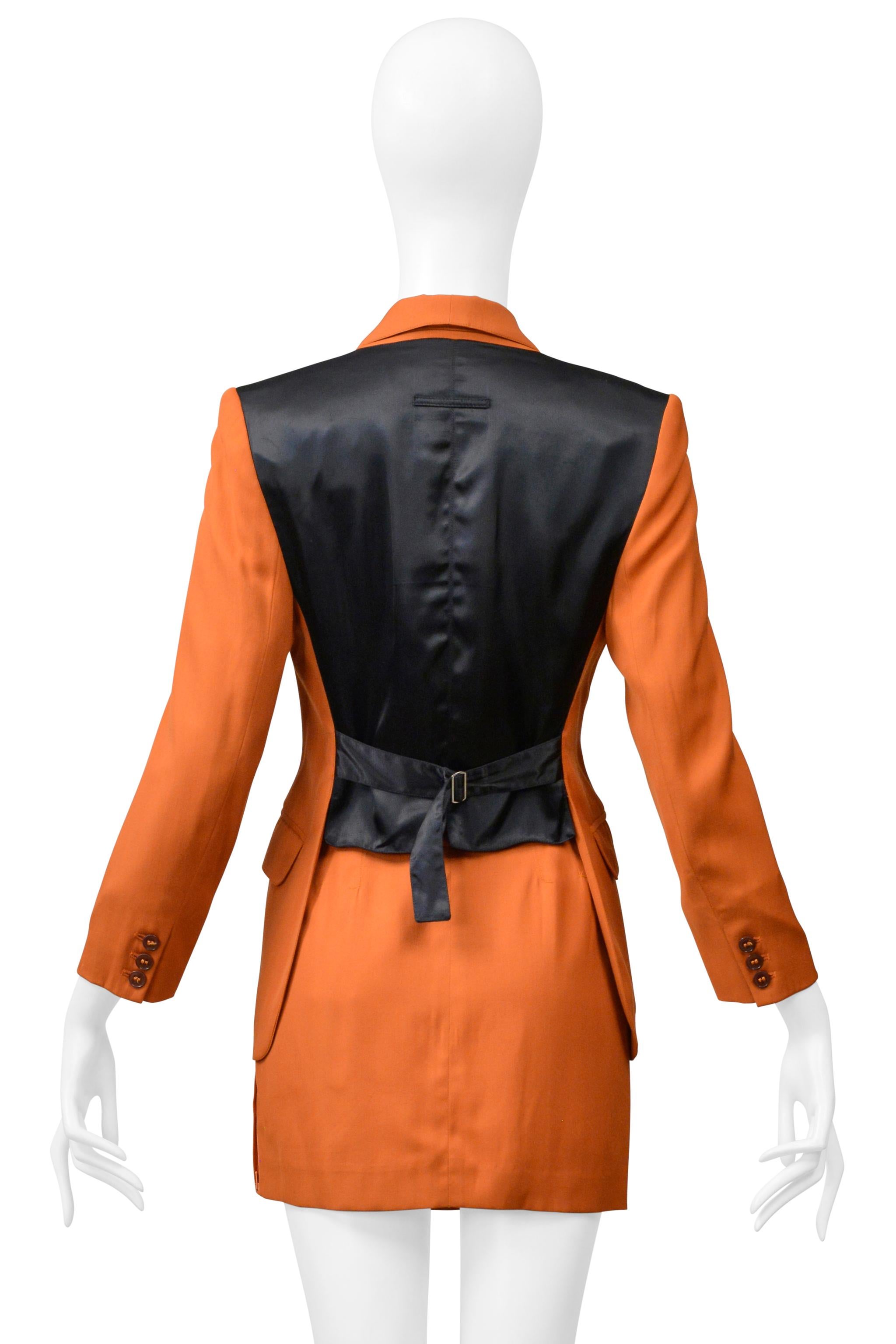 Jean Paul Gaultier Jeans, un completo con gonna in lana arancione in vendita 3