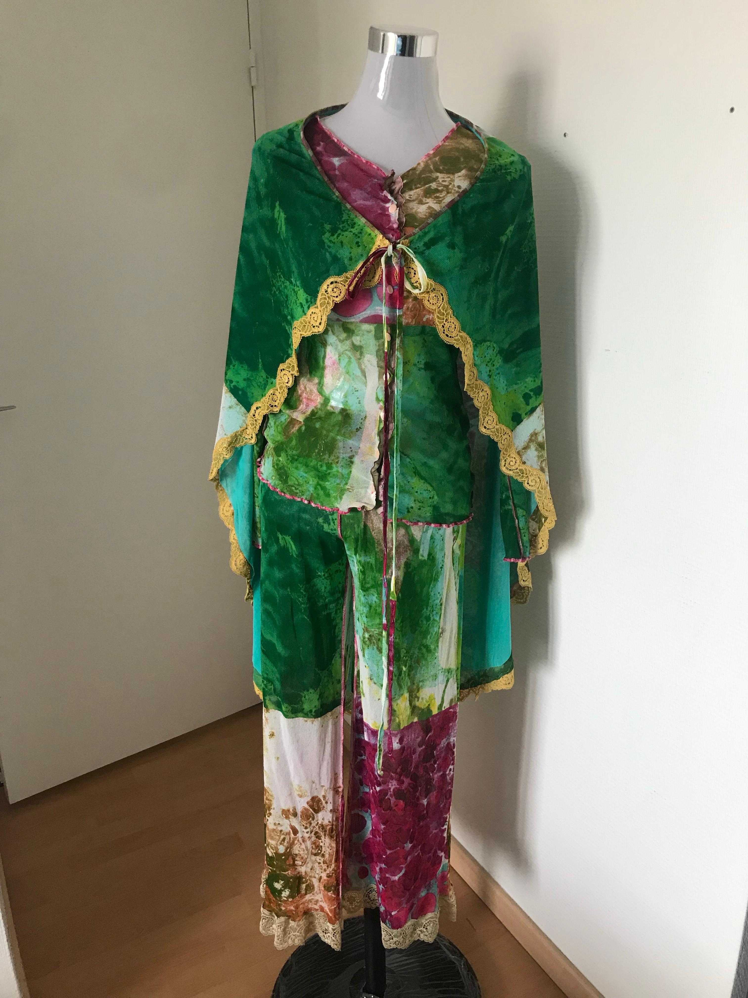 JEAN PAUL GAULTIER Pants, blouse and pareo set. in vendita 9