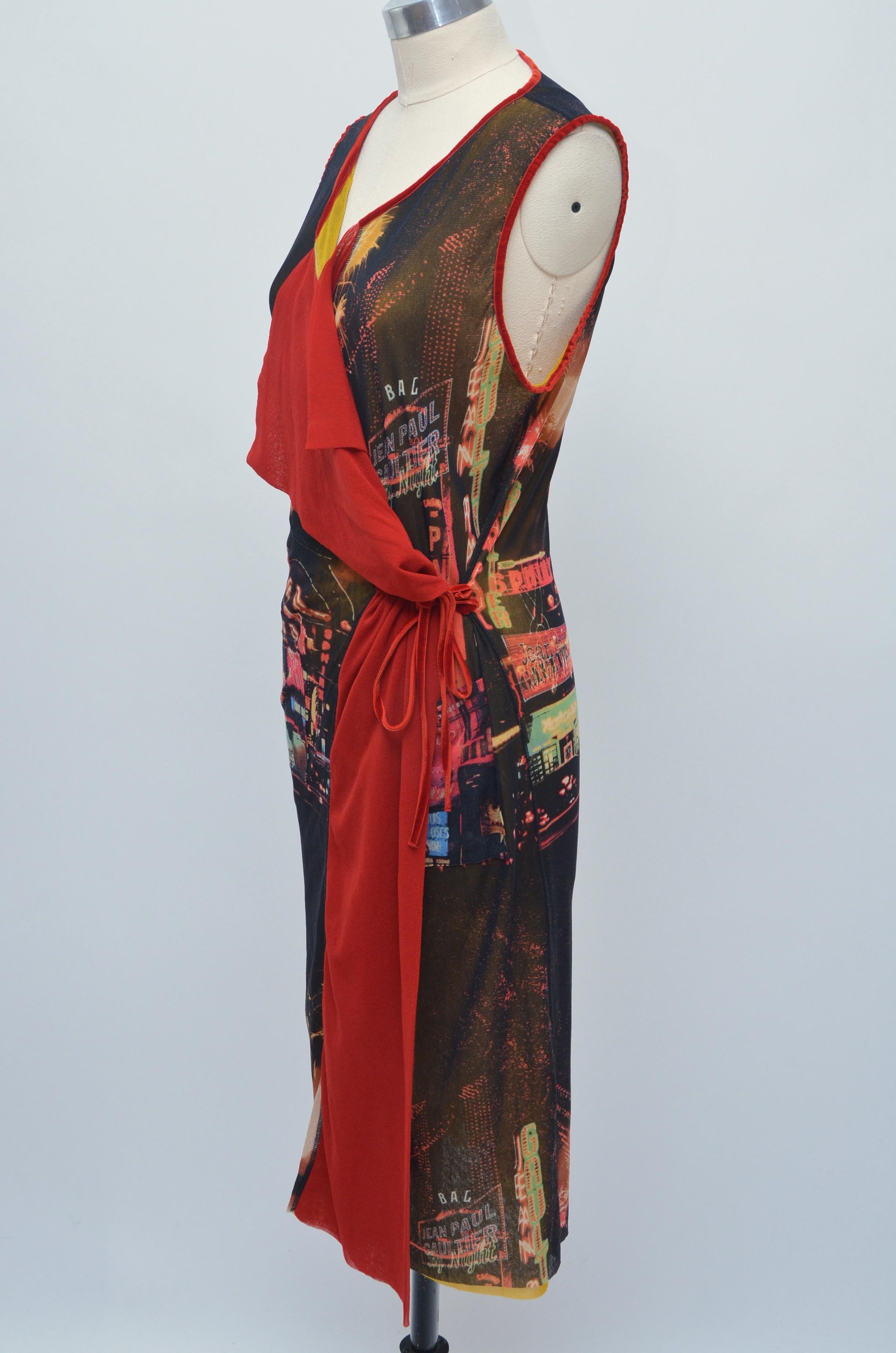eiffel tower print dress