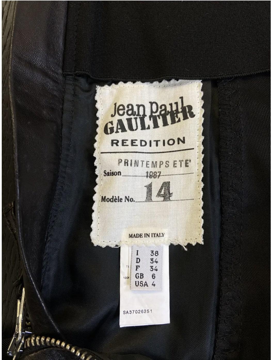 Jean Paul Gaultier Re-Edition 1987 Leather Skirt In Good Condition For Sale In LISSE, NL