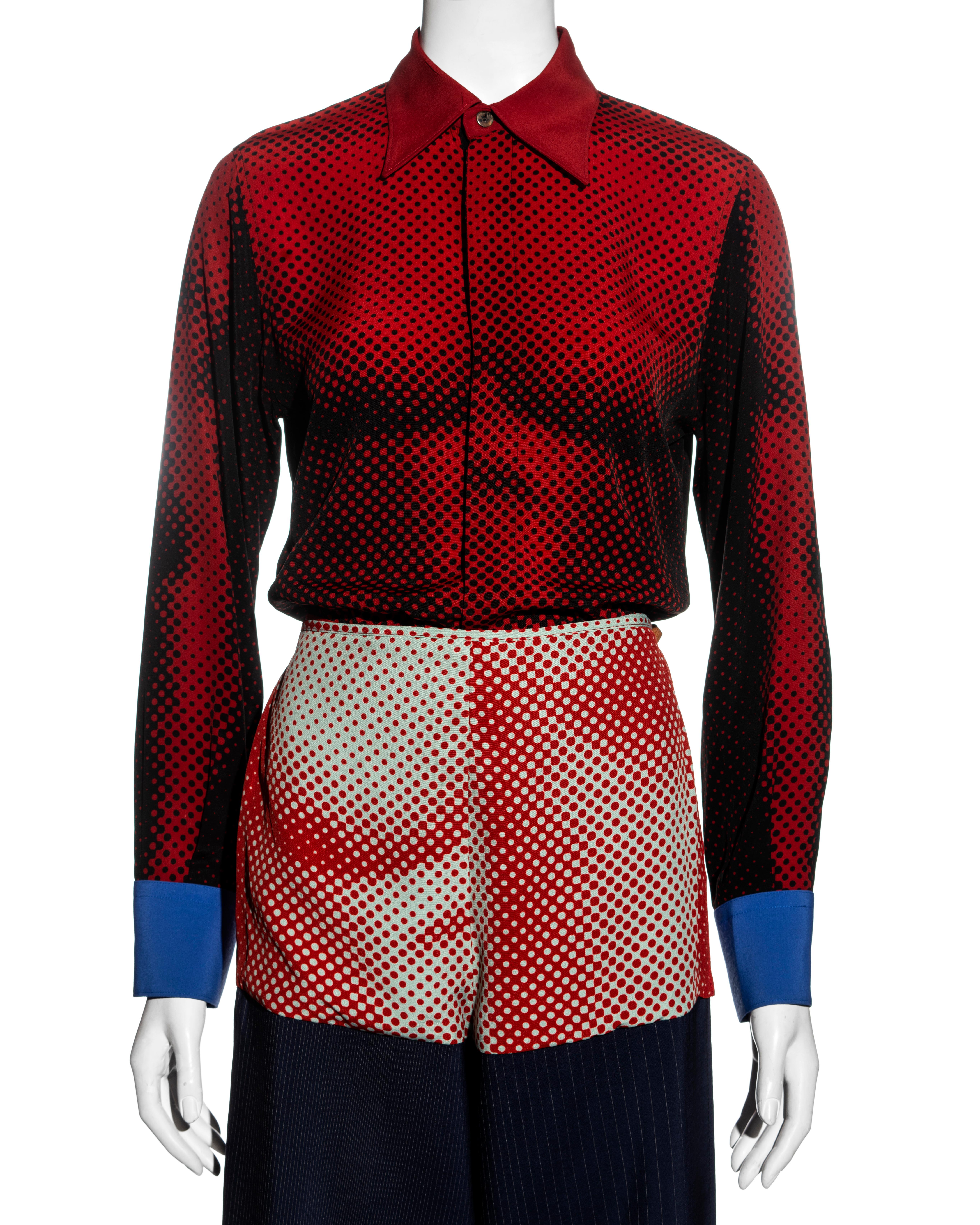 Jean Paul Gaultier Hemd und Hose mit rotem und marineblauem Trompe-l'oeil-Druck, FS 1996 im Zustand „Gut“ im Angebot in London, GB