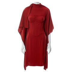 Robe en soie rouge Jean Paul Gaultier avec soutien-gorge cône et corset intégrés, automne-hiver 2010