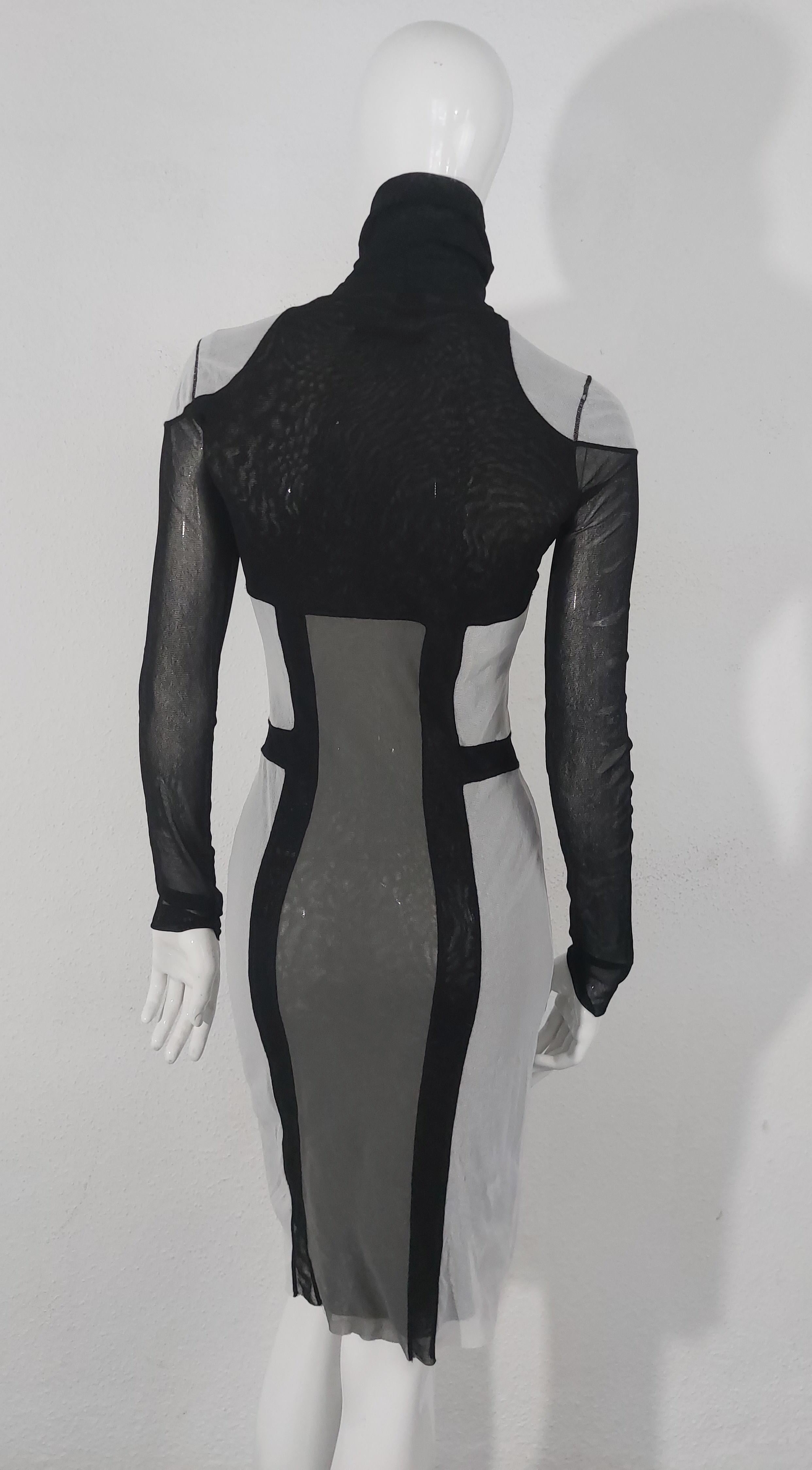 Jean Paul Gaultier Soleil Robot Cyber 5th Element Black and Grey Trompe L'oeil Sci-fi SS90 Turtleneck Colorblock Mesh Transparent Midi  Dress


It was the turn of the century and sci-fi fashions of the future were on every designers mind. Jean Paul