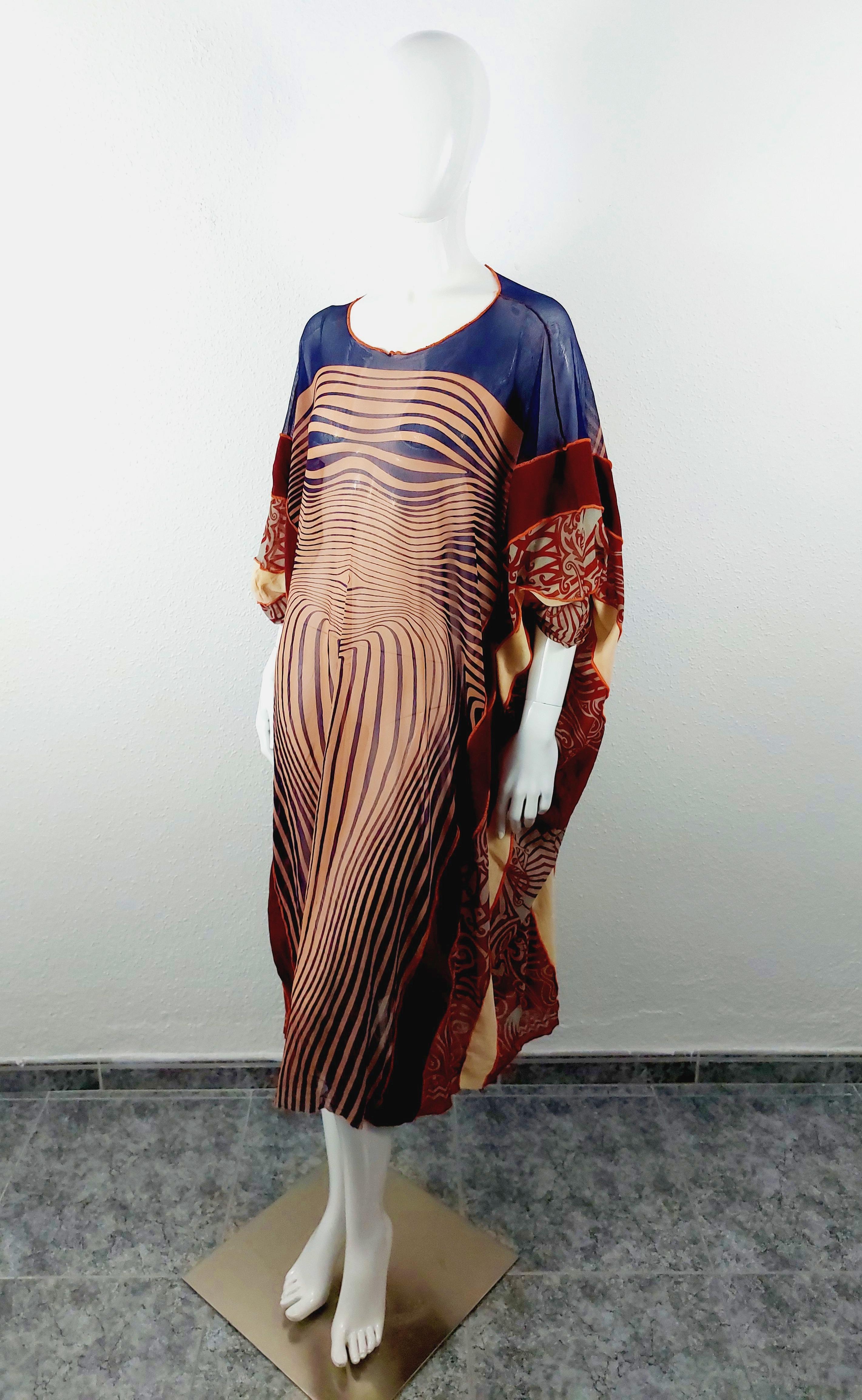 Jean Paul Gaultier Runway Nude Contour Maxi Caftan Robe Caftan Optical S/S 1996 en vente 10