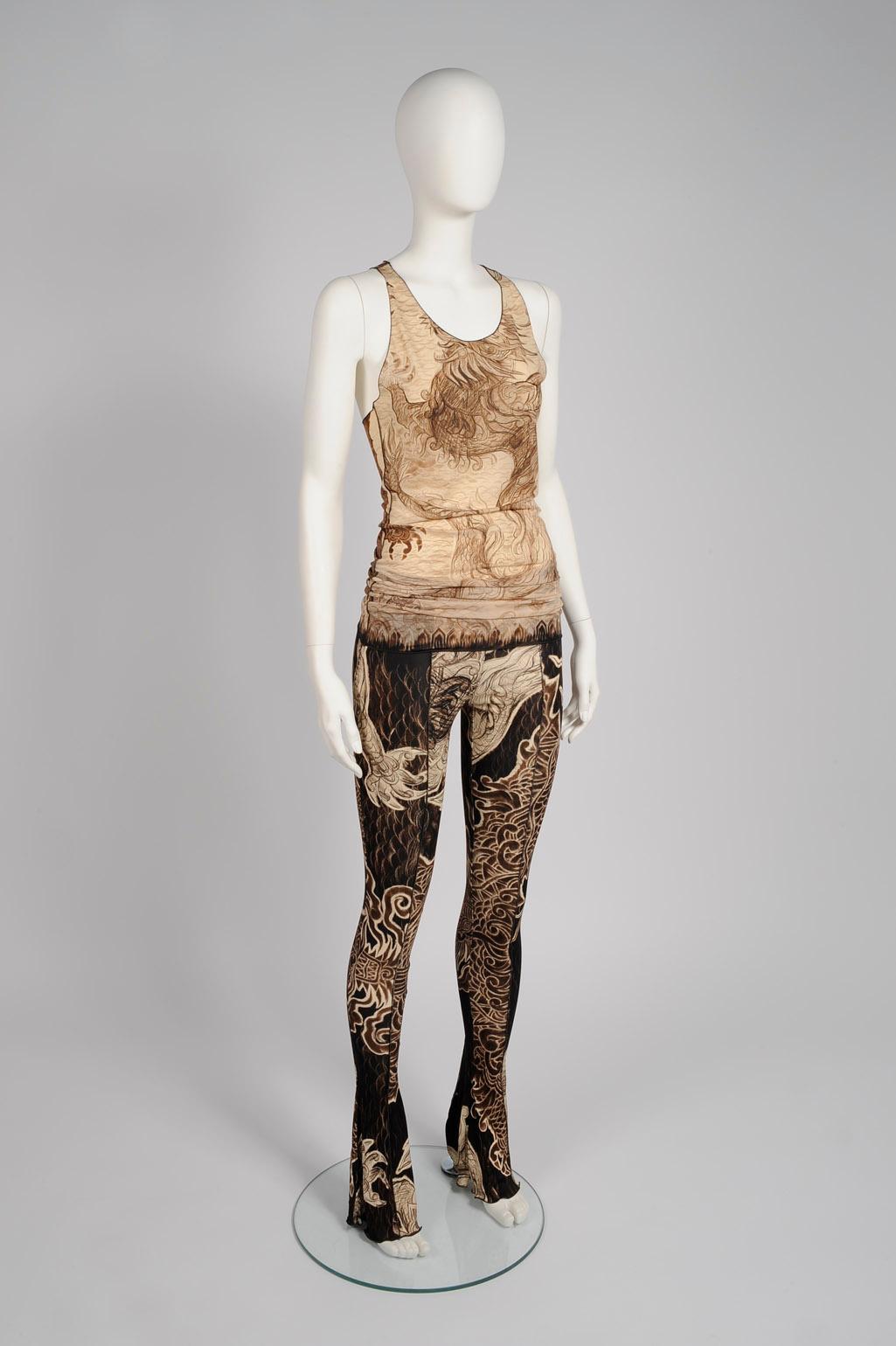 Jean Paul Gaultier Jeans - Leggings e canottiera Tatoo in passerella, Autunno-Inverno 2008 4