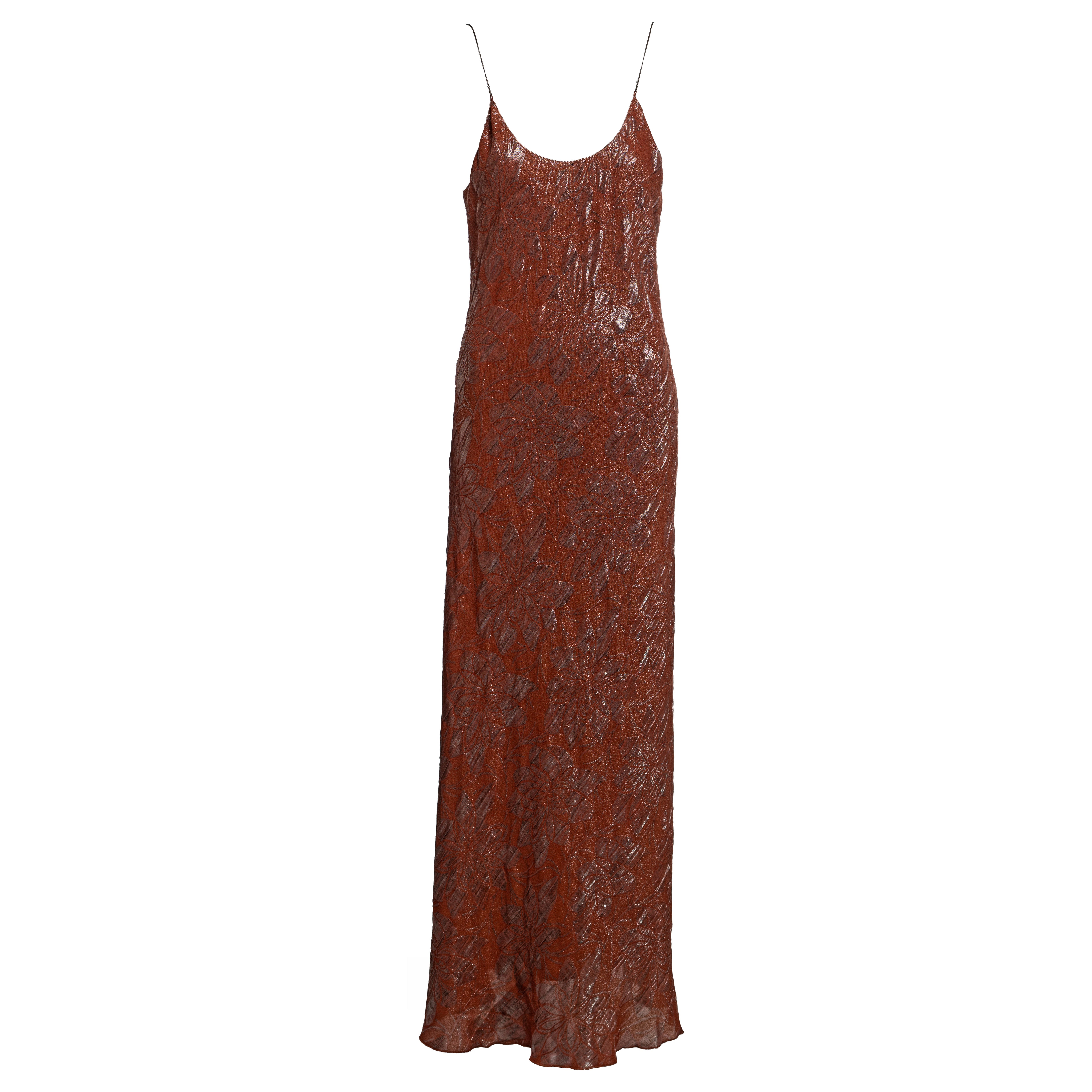 Abito slip in jacquard metallizzato color ruggine di Jean Paul Gaultier con spalline a catena, autunno-inverno 2001