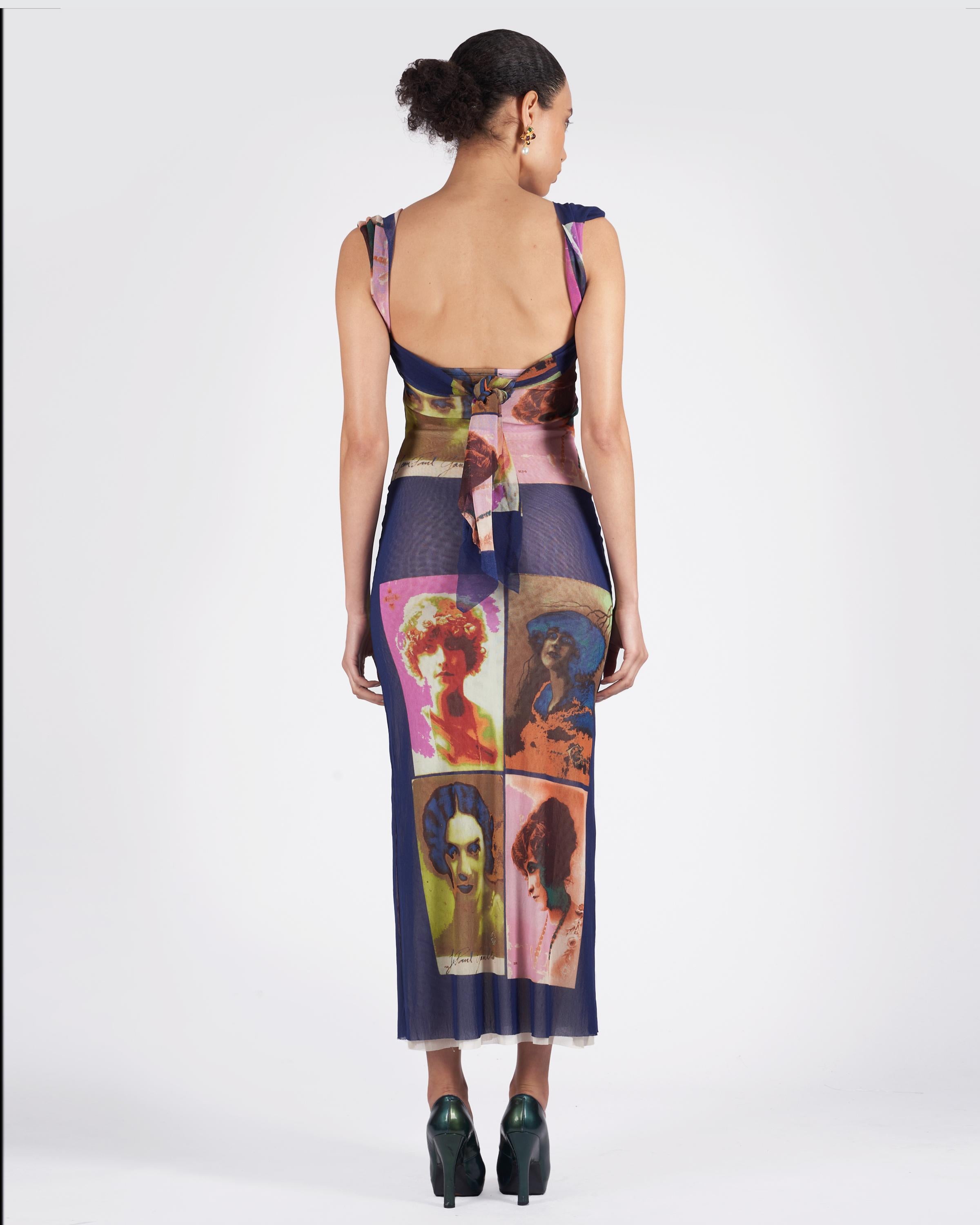 Jean Paul Gaultier F/S 2002 Porträtkleid (Braun) im Angebot