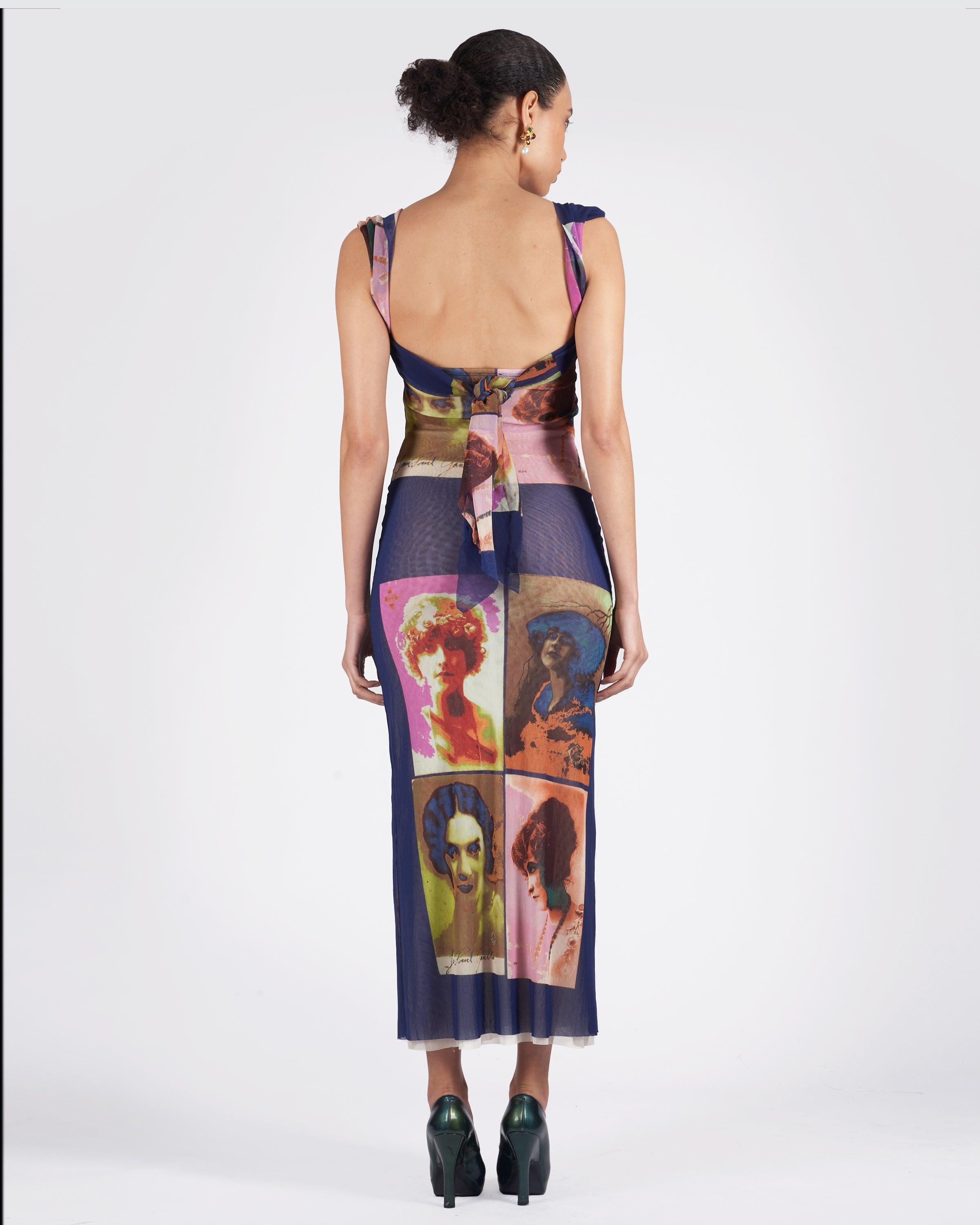 Jean Paul Gaultier  Vestido Retrato S/S 2002 en Excelente estado para la venta en London, GB