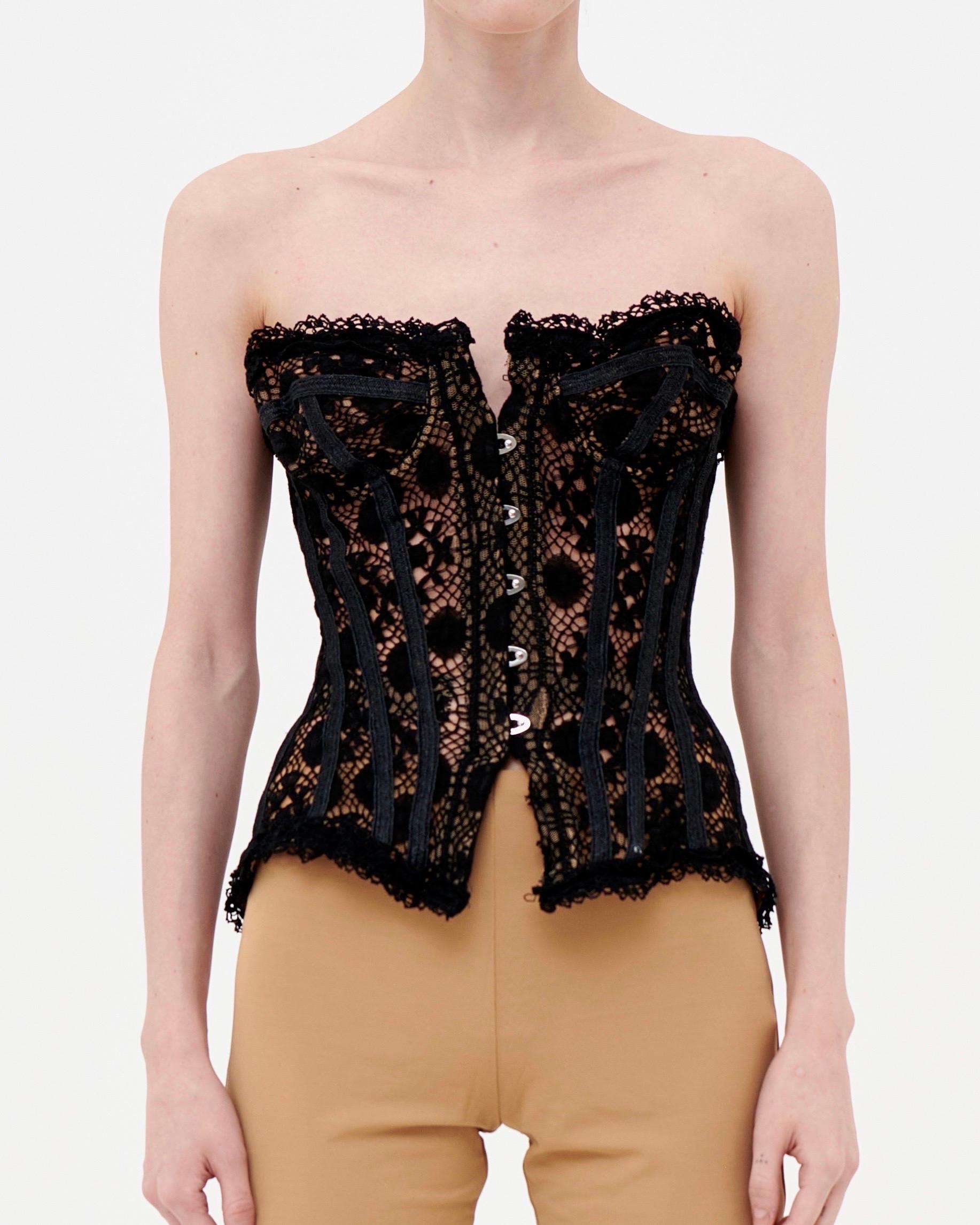 Jean Paul Gaultier S/S 2006 runway black lace corset In Good Condition In Rome, IT