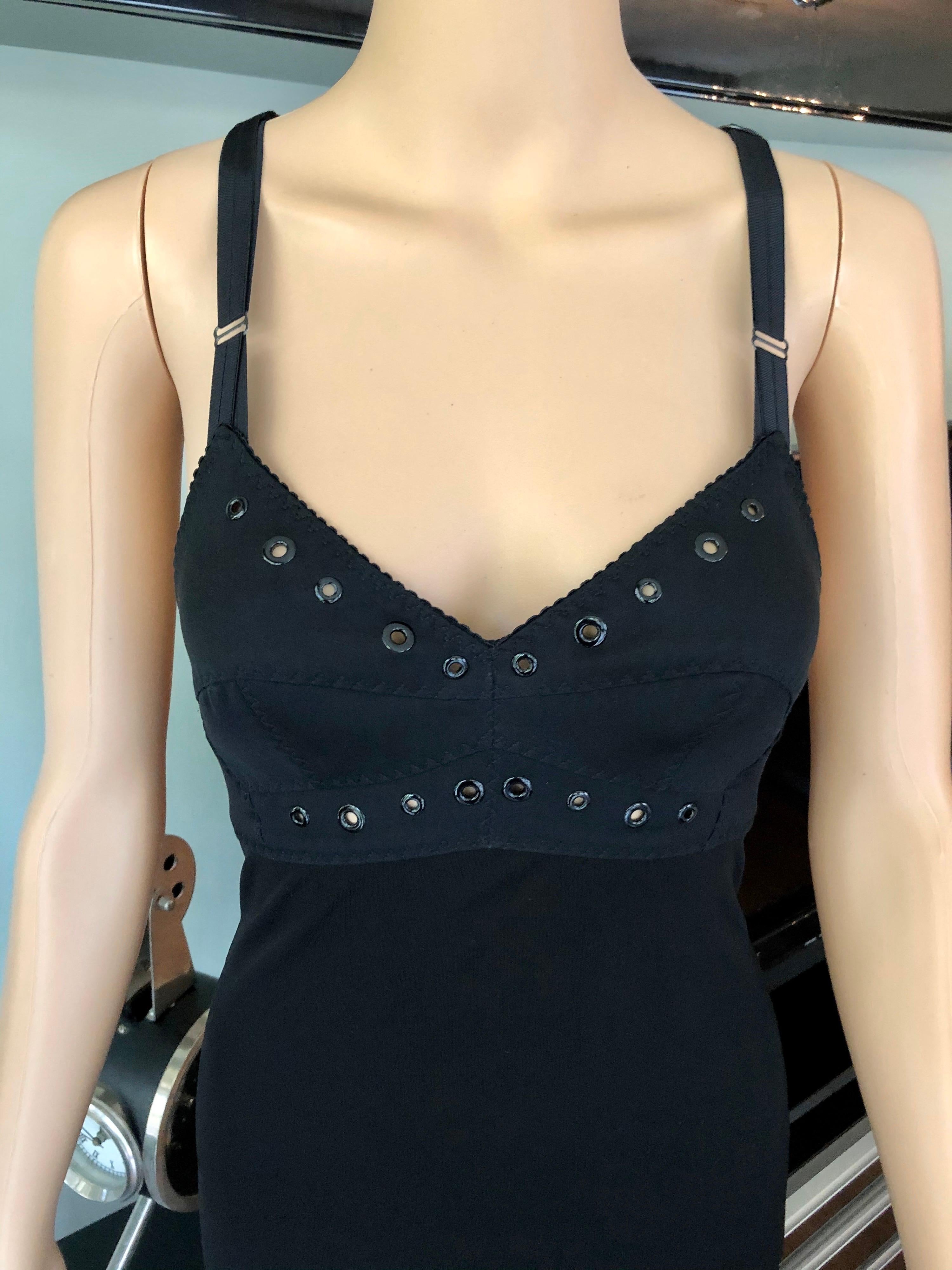 Jean Paul Gaultier Schwarzes Kleid mit halbtransparentem Rückenausschnitt und akzentuiertem Ösenbesatz und Büste im Angebot 4