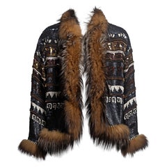 Jean Paul Gaultier: Mit Pailletten bestickte Seidenjacke mit Pelzbesatz, Herbst/Winter 1998