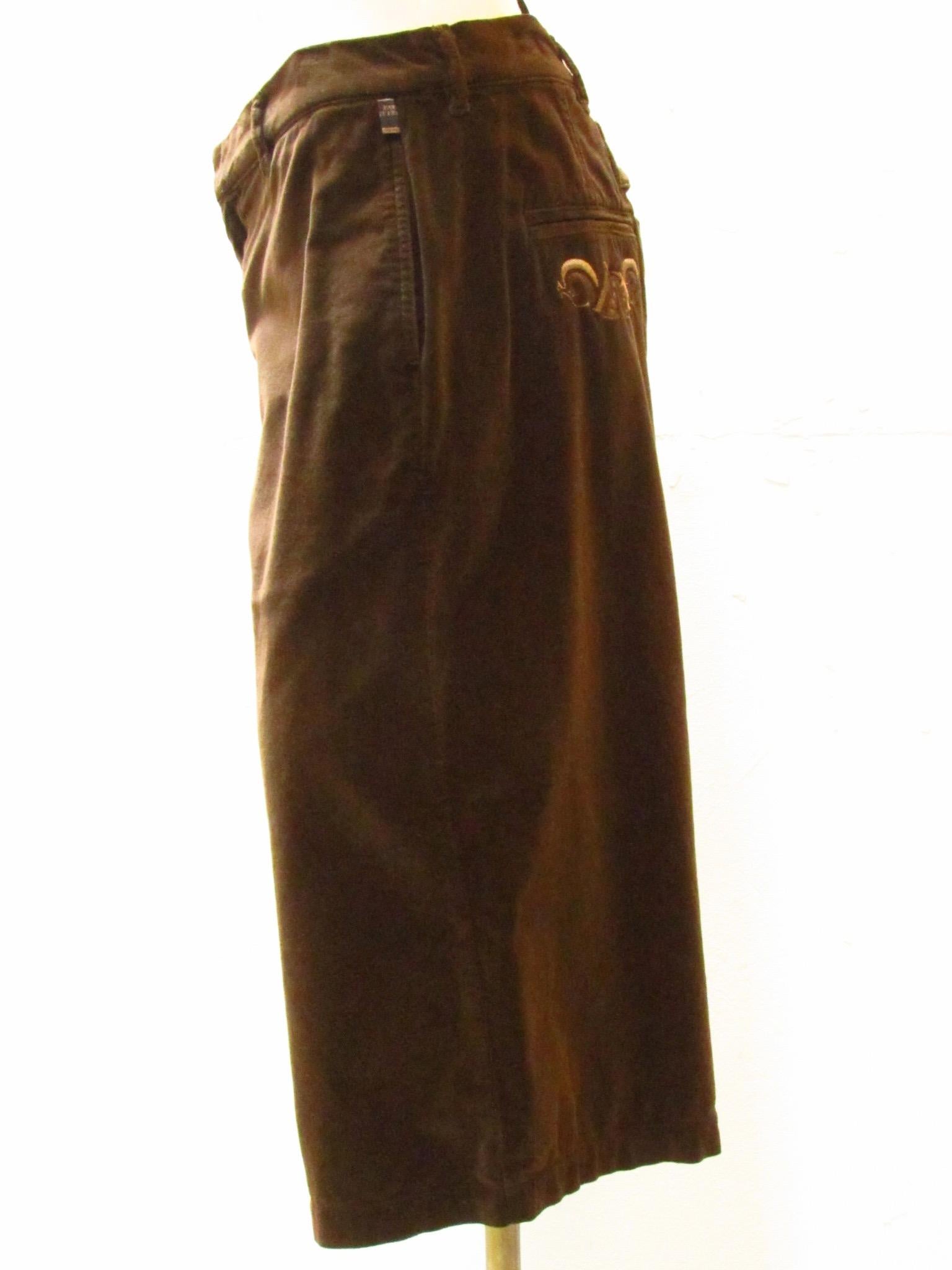 Jean Paul Gaultier kurze Hose aus braunem Samt (Schwarz) im Angebot