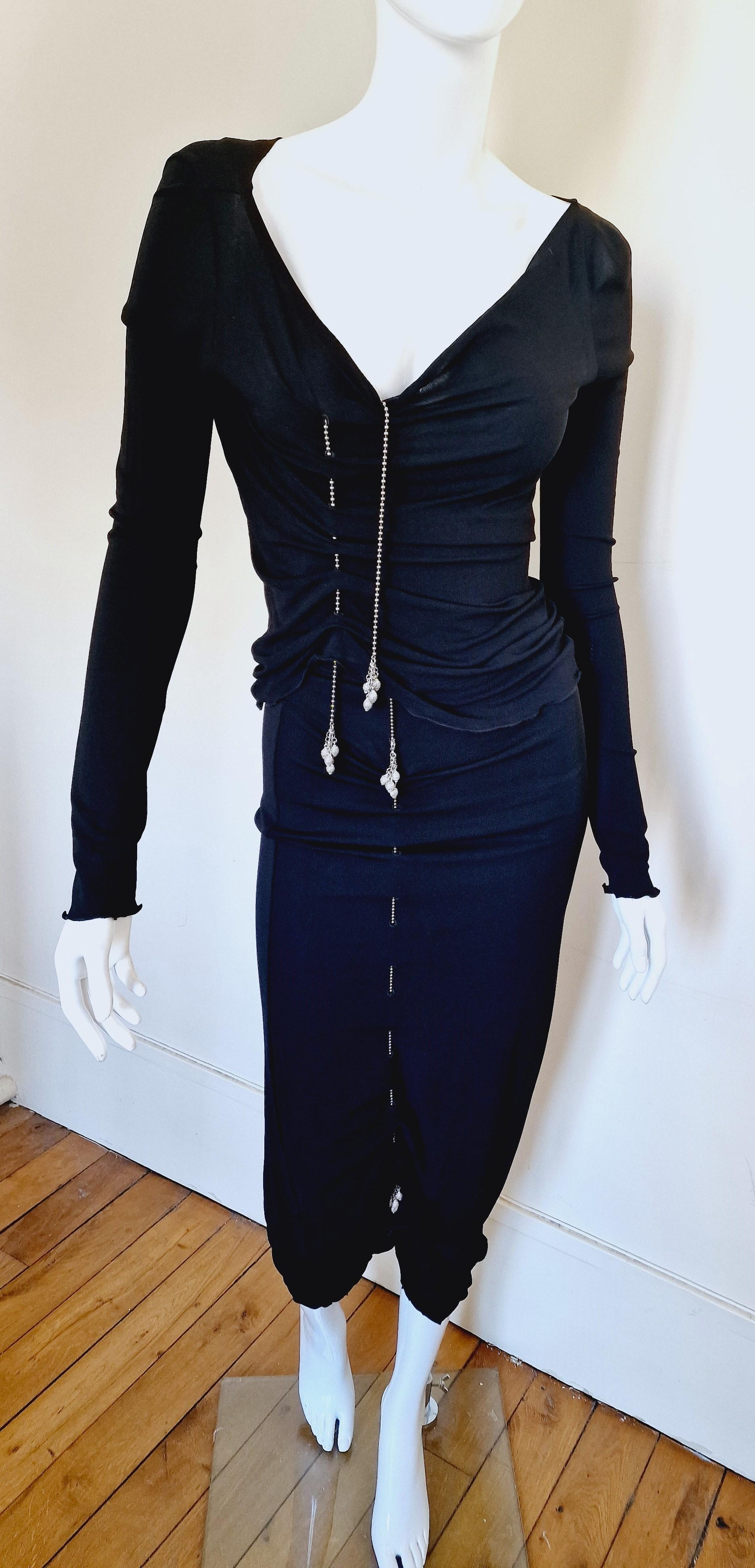 Chain dress by Jean Paul Gaultier!
2-piece dress! 
You can adjust the length by the chains. 

The NBA star Dwyane Wade`s wife, Gabrielle Union worn the same one-piece version dress on her husband`s 40th birthday. 

VERY GOOD condition!

SIZE
Large.
