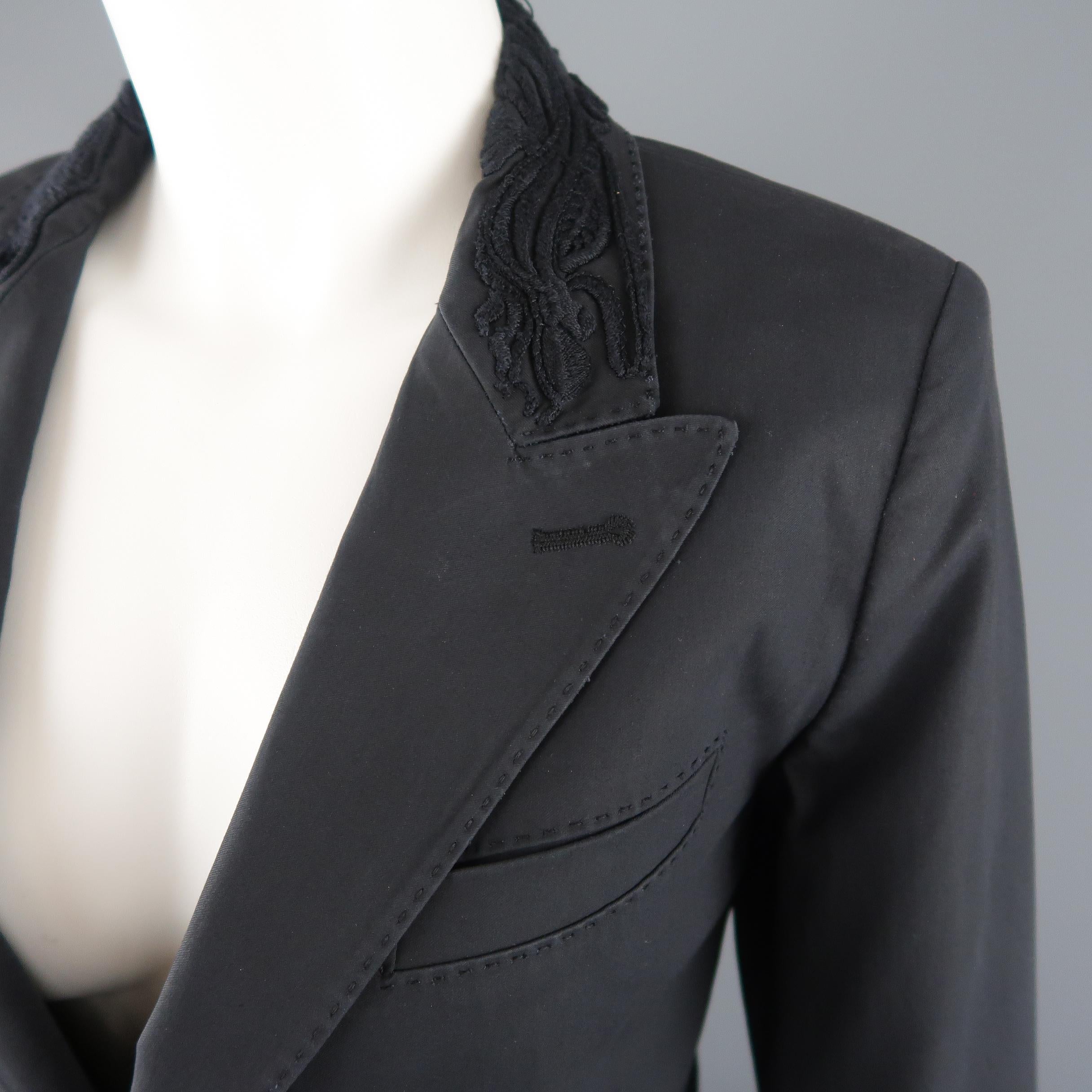 JEAN PAUL GAULTIER Size 10 Gray Cotton Embroidered Peak Lapel Blazer In Good Condition In San Francisco, CA
