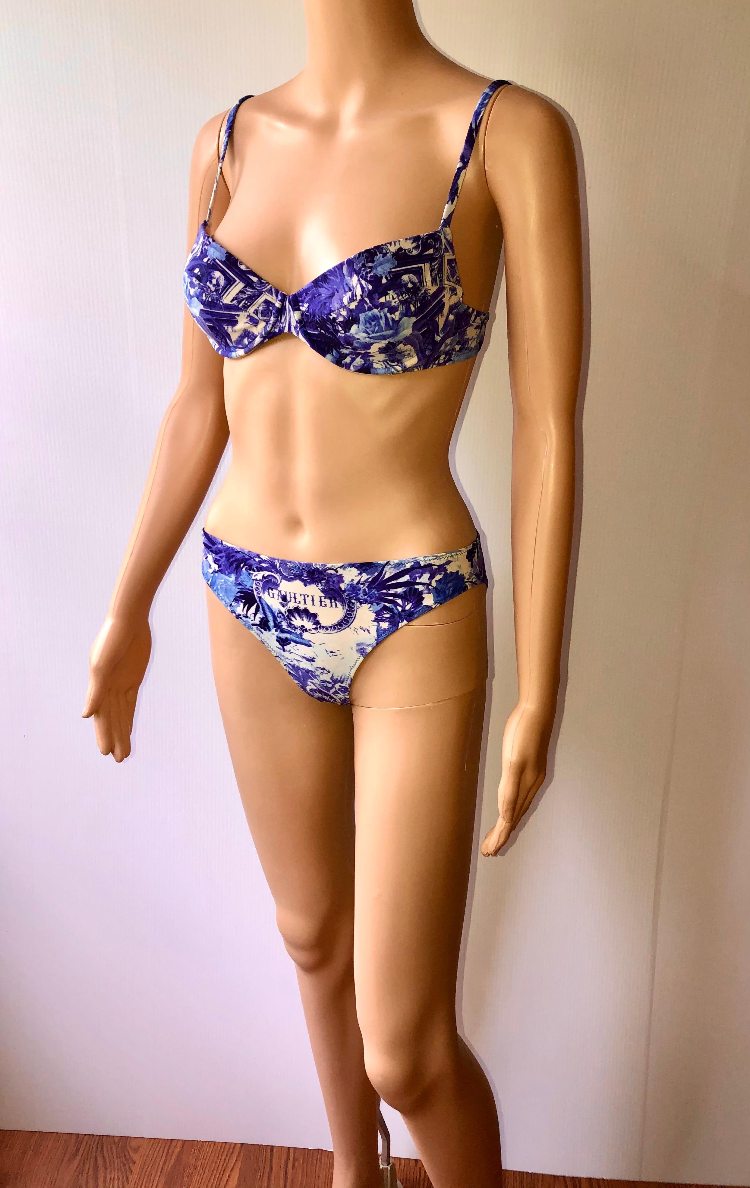 Jean Paul Gaultier Soleil F/S 1999 Flamingo Tropischer Bikini-Badeanzug, 2-teiliges Set (Blau) im Angebot