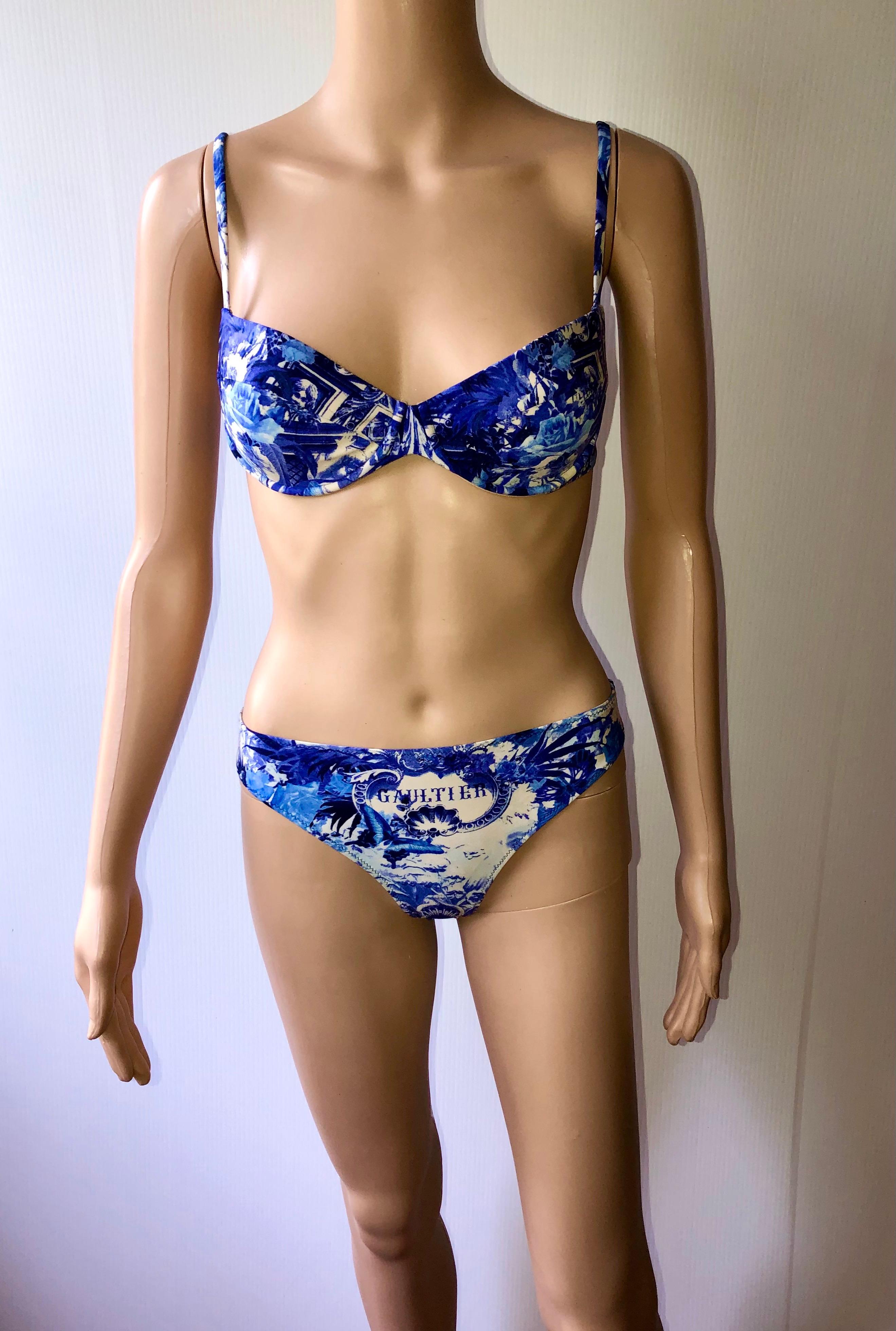 Jean Paul Gaultier Soleil S/S 1999 Flamingo Tropical Bikini Swimsuit 2 Piece Set In Excellent Condition For Sale In Naples, FL
