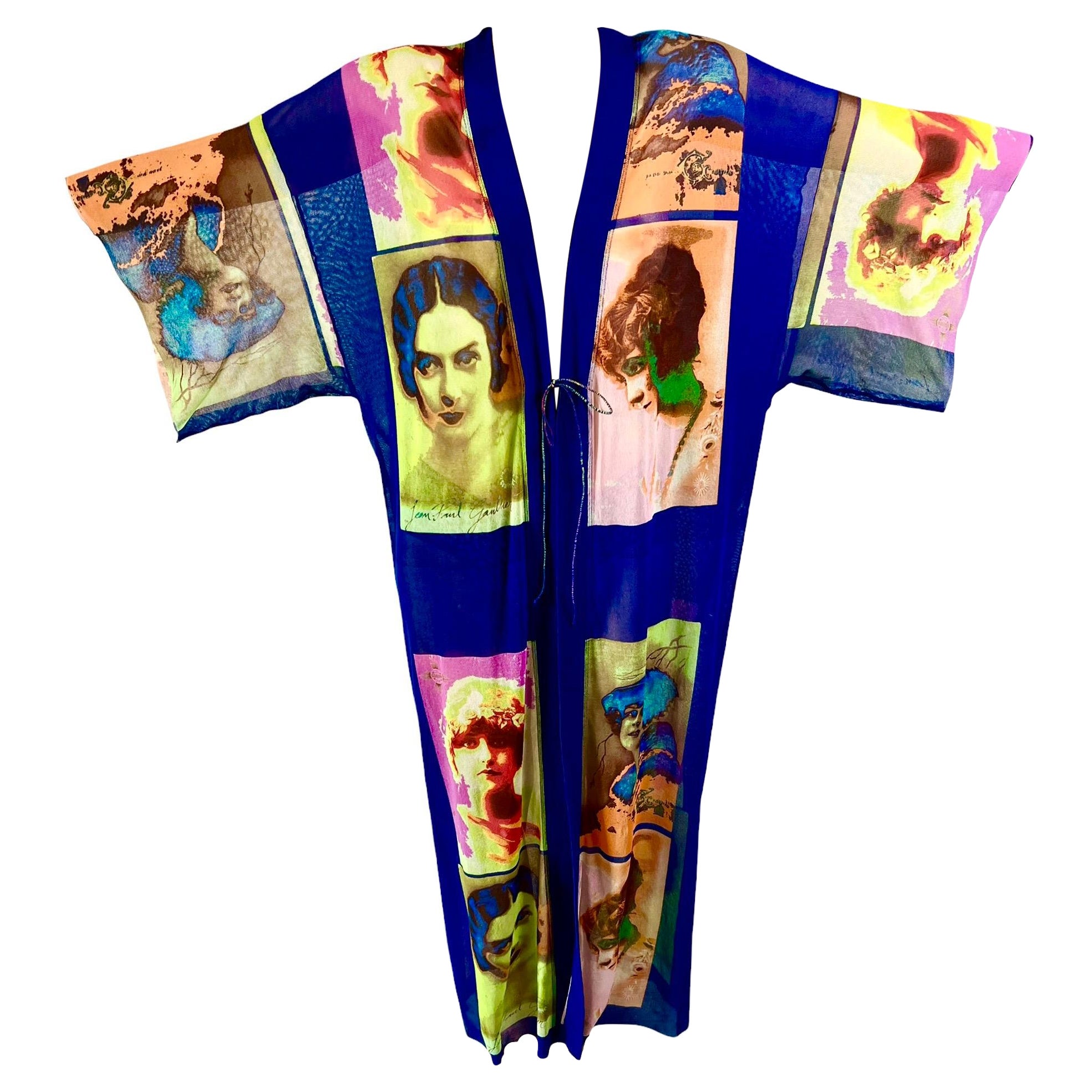 Jean Paul Gaultier Soleil S/S 2002 Vintage Portraits Robe longue en maille Kimono