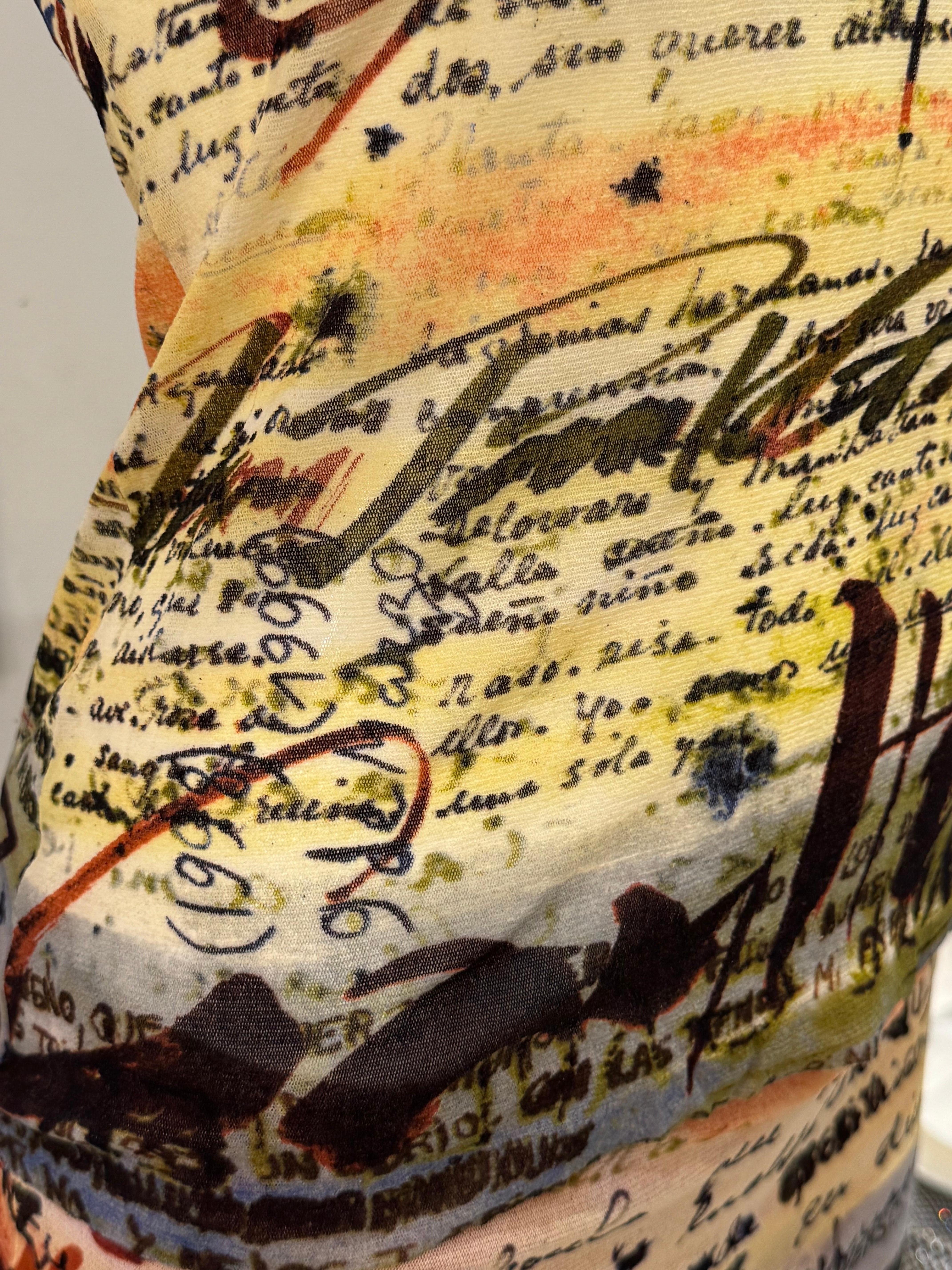 Jean Paul Gaultier Jeans primavera estate 1998 con testo calligrafico in spagnolo e set in maglia trasparente in vendita 5