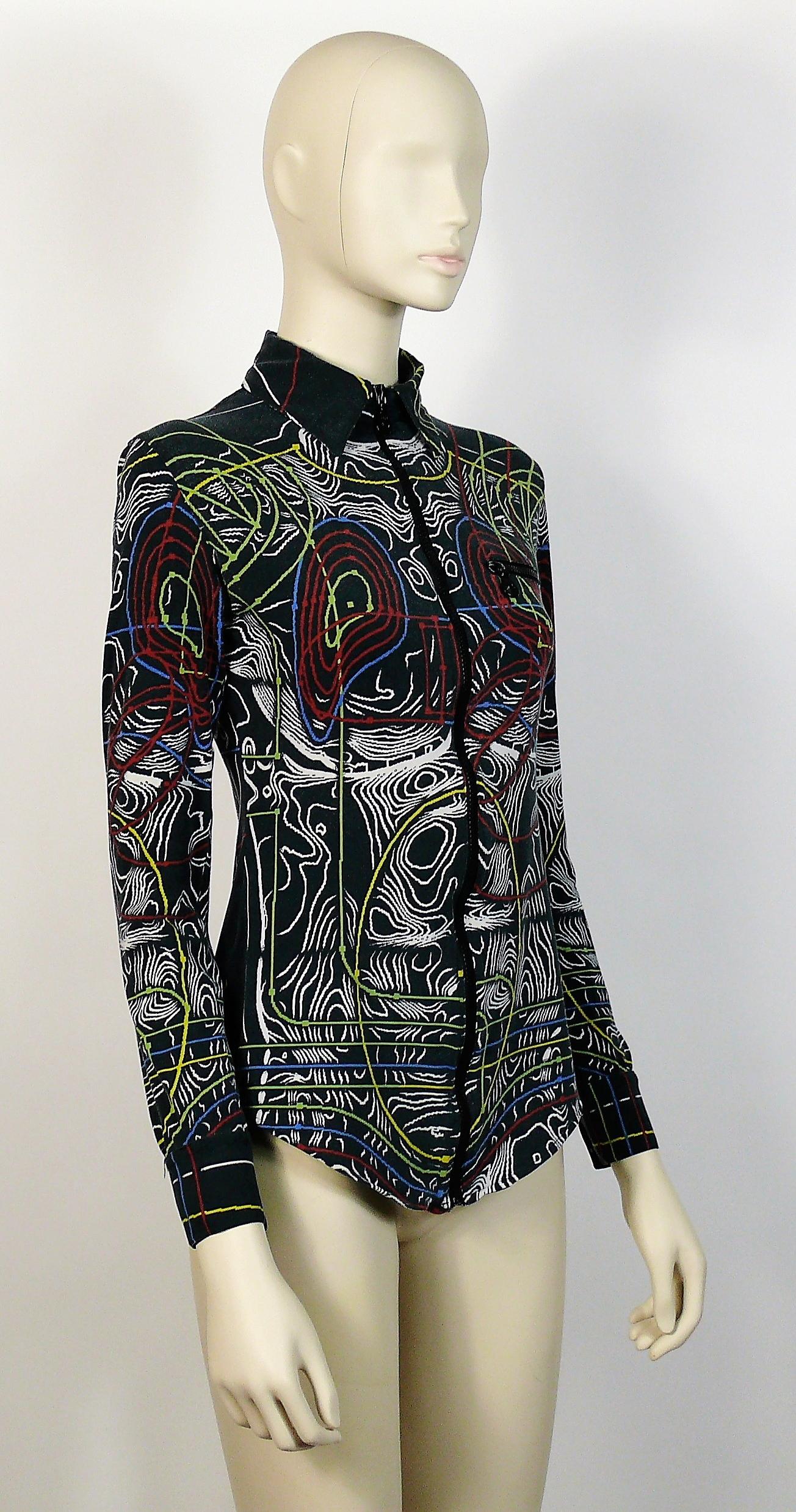 JEAN PAUL GAULTIER vintage top featuring a multicolored circuit cyborg print all over.

Zip neck.
Long sleeves.
Cuff snap buttoning.

Label reads JPG Paris Made in Italy.

Size tag reads : S.
Please refer to measurements.

Missing composition