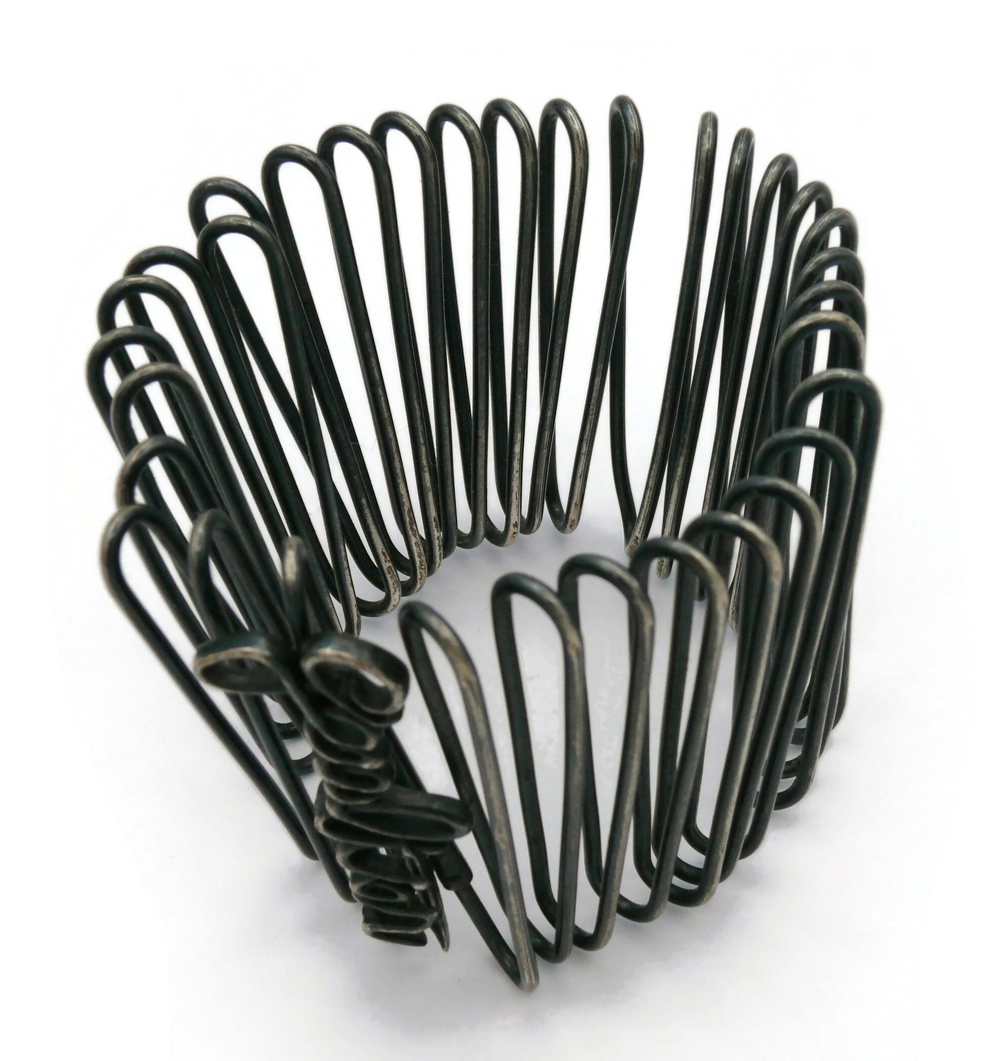 JEAN PAUL GAULTIER (Attributed to) Vintage Cursive Coil Cuff Bracelet For Sale 4