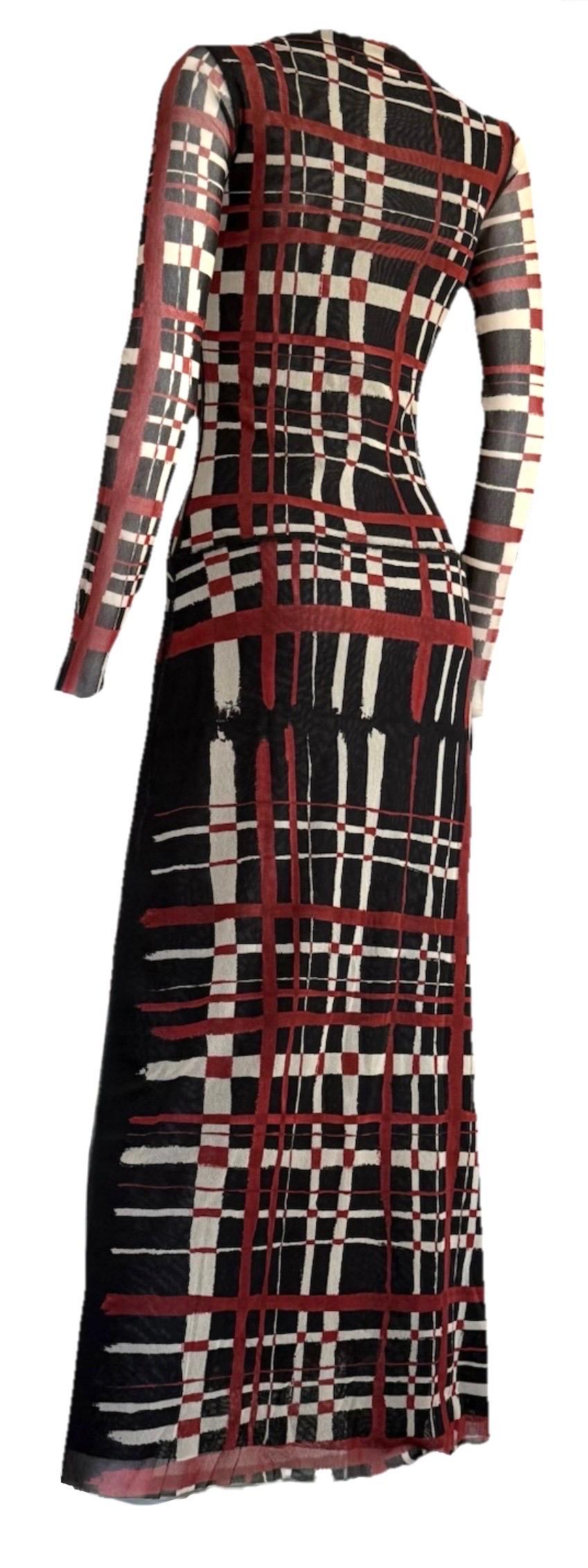 JEAN PAUL GAULTIER Vintage F/W 2001 Kariertes doppellagiges Netzkleid - Laufstegmotiv im Zustand „Gut“ im Angebot in Woodland Hills, CA