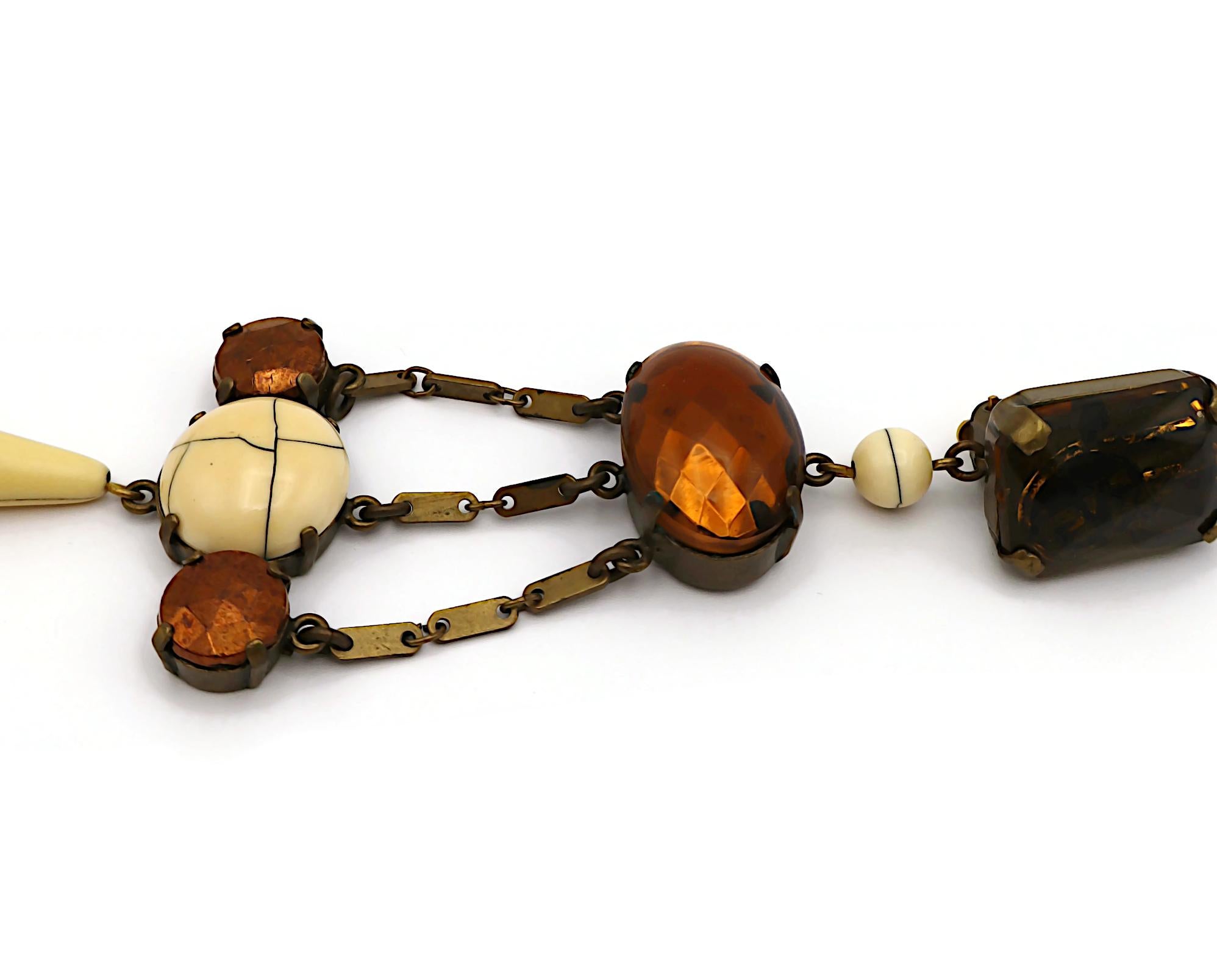 JEAN PAUL GAULTIER Langer Kronleuchter-Ohrring im Vintage-Stil, baumelnd im Angebot 13