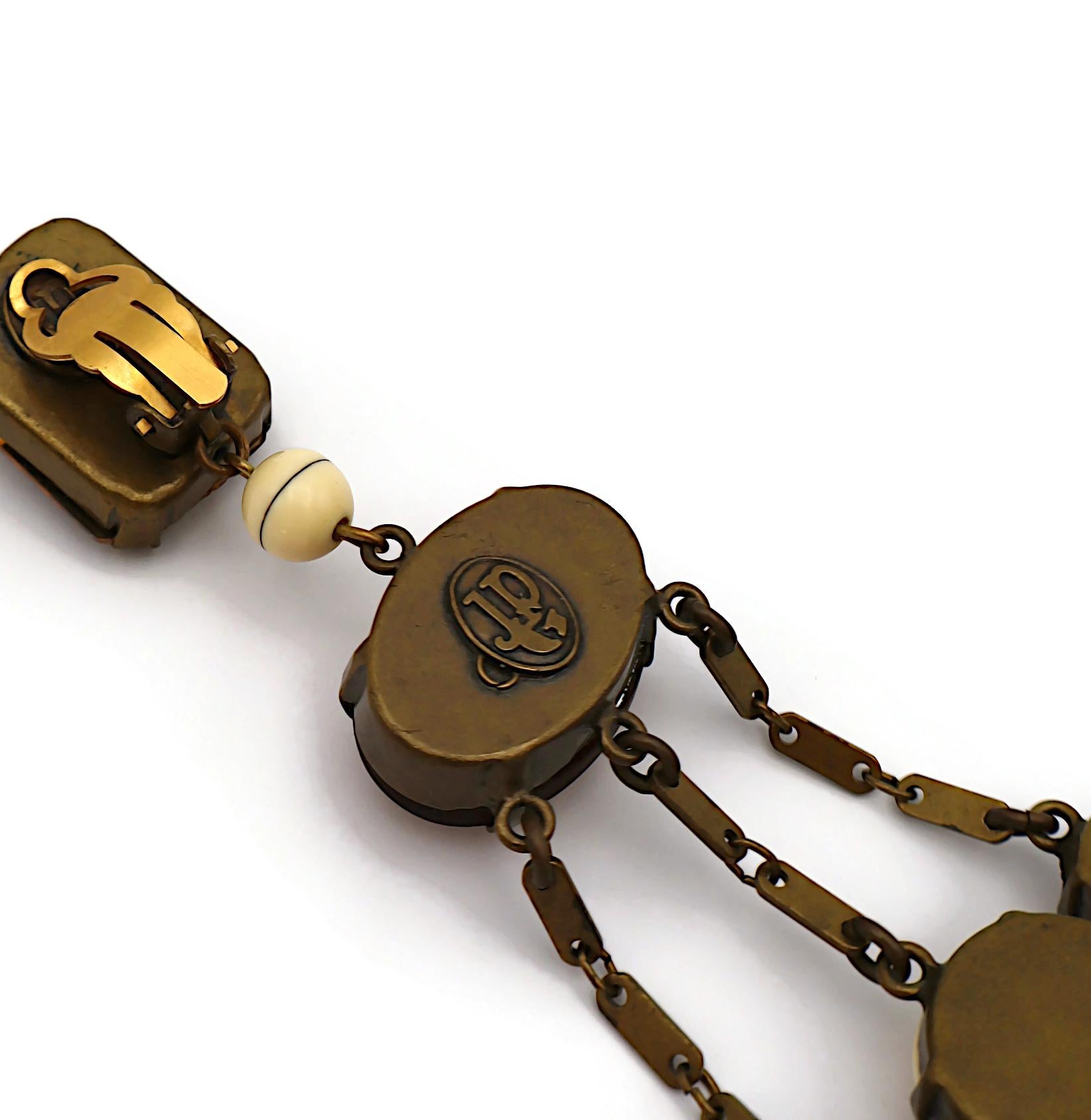 JEAN PAUL GAULTIER Langer Kronleuchter-Ohrring im Vintage-Stil, baumelnd im Angebot 15